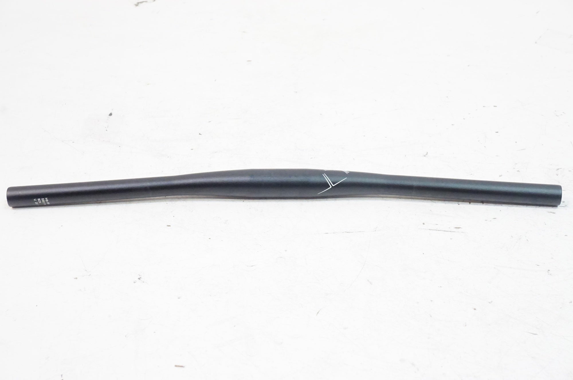 FUJI 「フジ」 COMP フラットバー φ31.8 580mm ハンドル / 熊谷本店