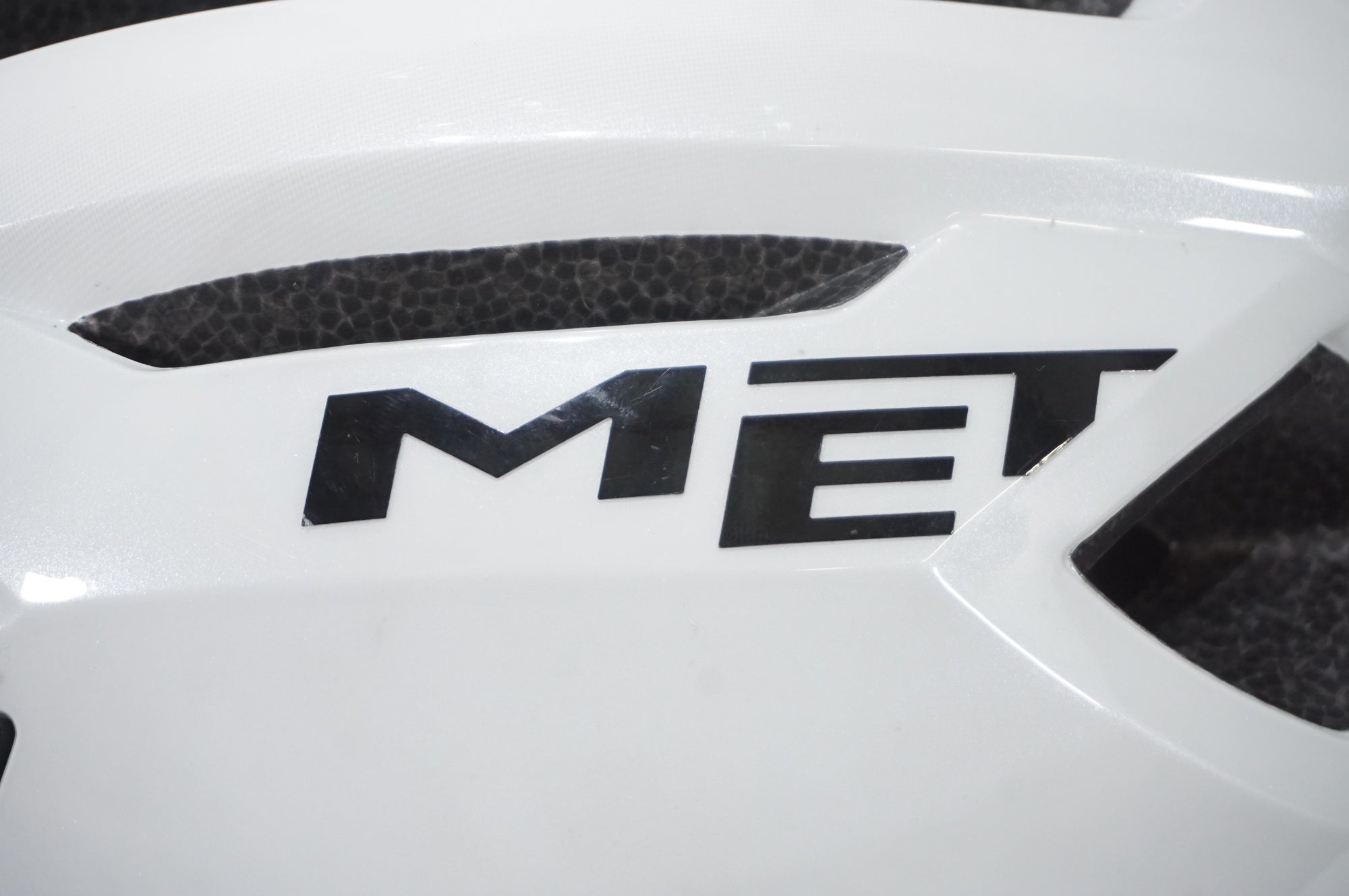 MET 「メット」 M122 VINCI MIPS Lサイズ ヘルメット / AKIBA店