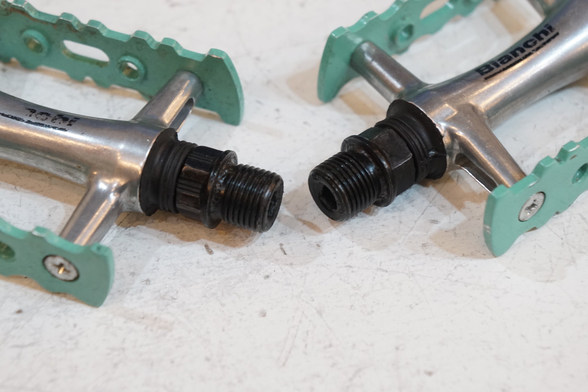 BIANCHI 「ビアンキ」 ペダル / バイチャリ浦和ベース