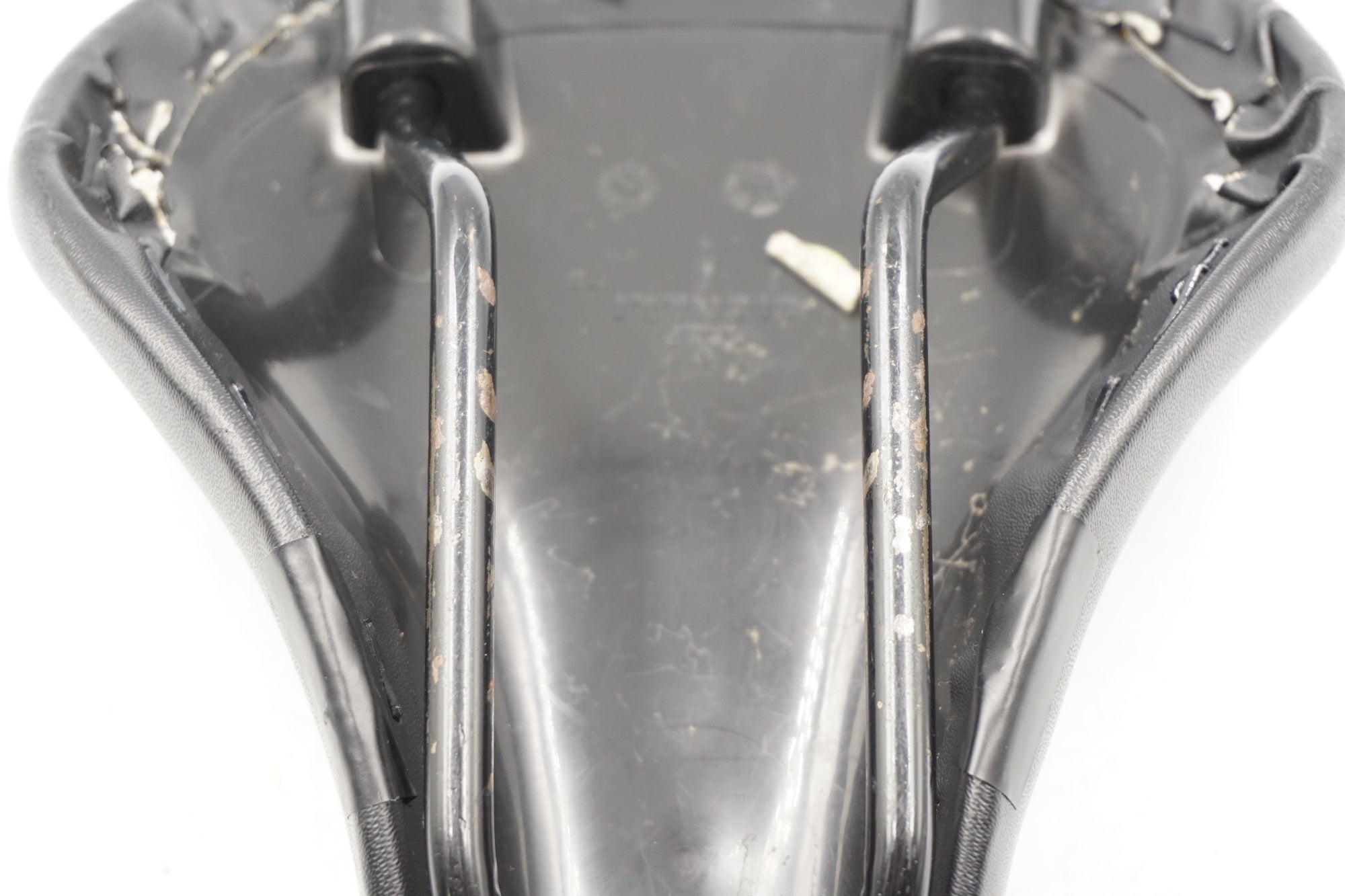 CIONLLI 「シャンリー」 サドル / 奈良店