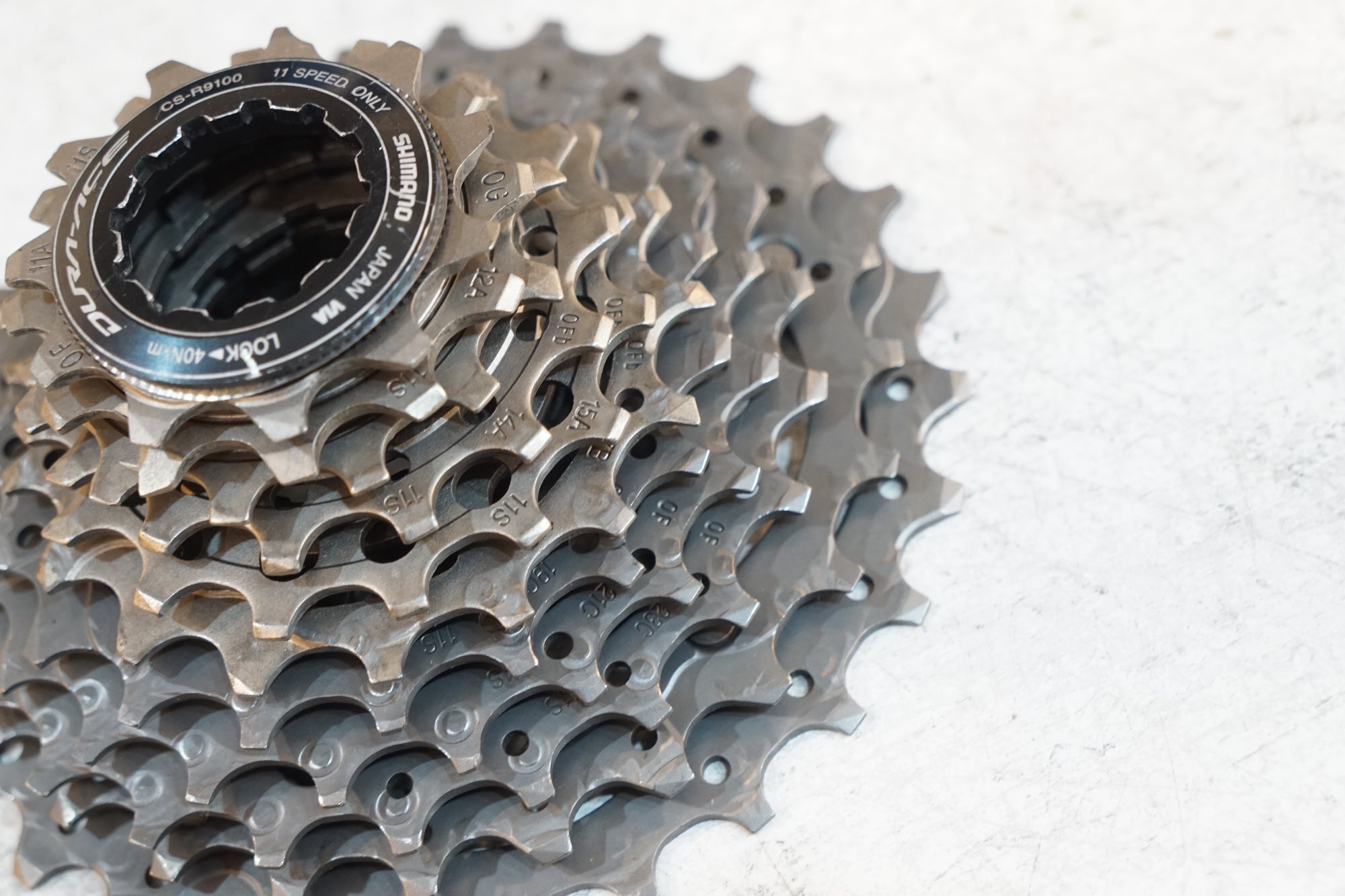 デュラエース　9100 スプロケ　スプロケット　シマノ　11-28 ① Amazon | シマノ(SHIMANO) カセットスプロケット CS-R9100 11S 11-25T