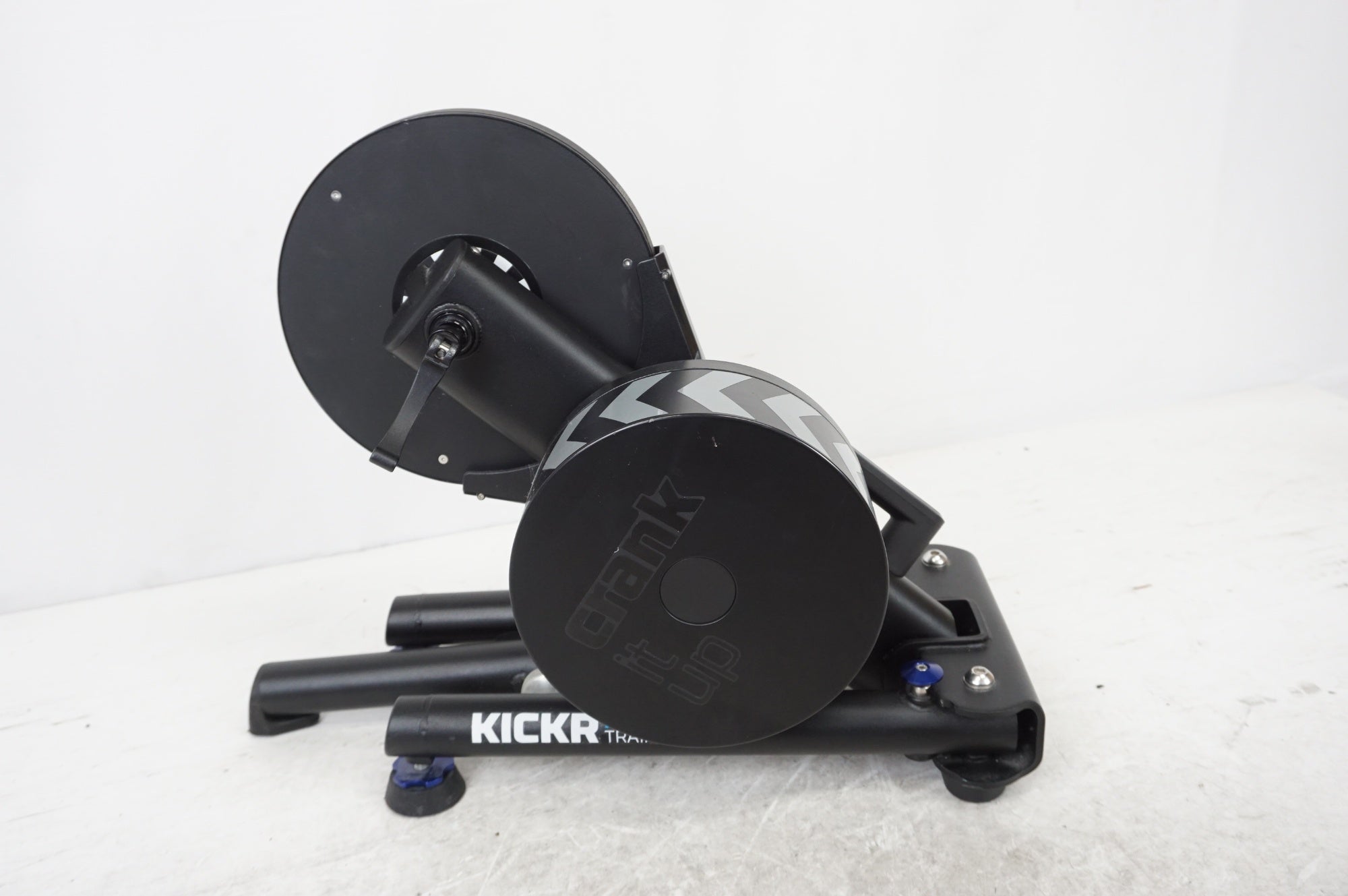 殿堂 WAHOO 大宮店 / サイクルトレーナー V1 KICKR 「ワフー」 アクセサリー