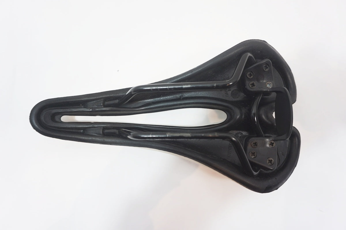 SELLE SMP 「セラエスエムピー」 EXTRA サドル / バイチャリ世田谷店