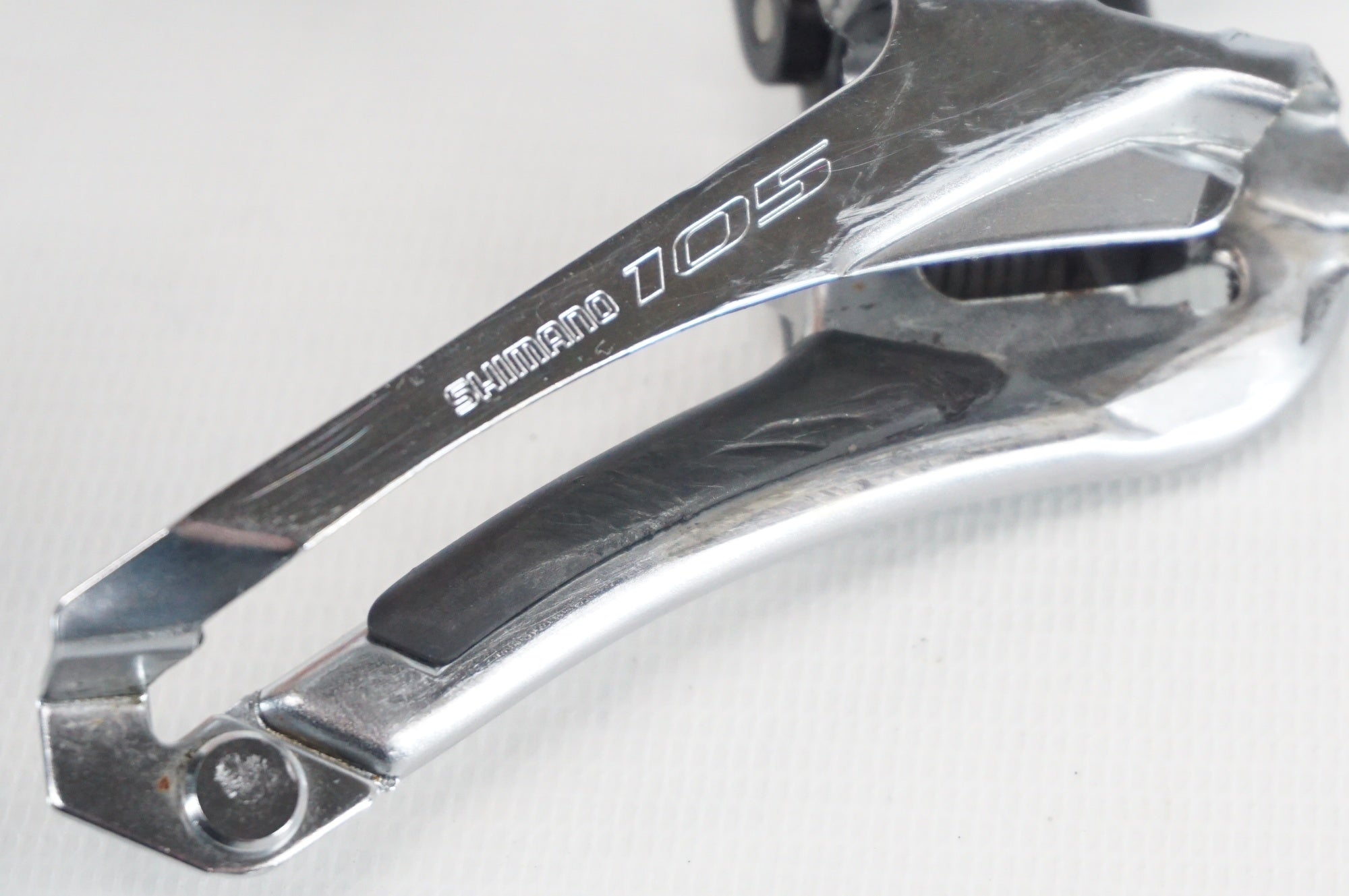 SHIMANO 「シマノ」 105 FD-5800 フロントディレイラー / 阪急塚口店