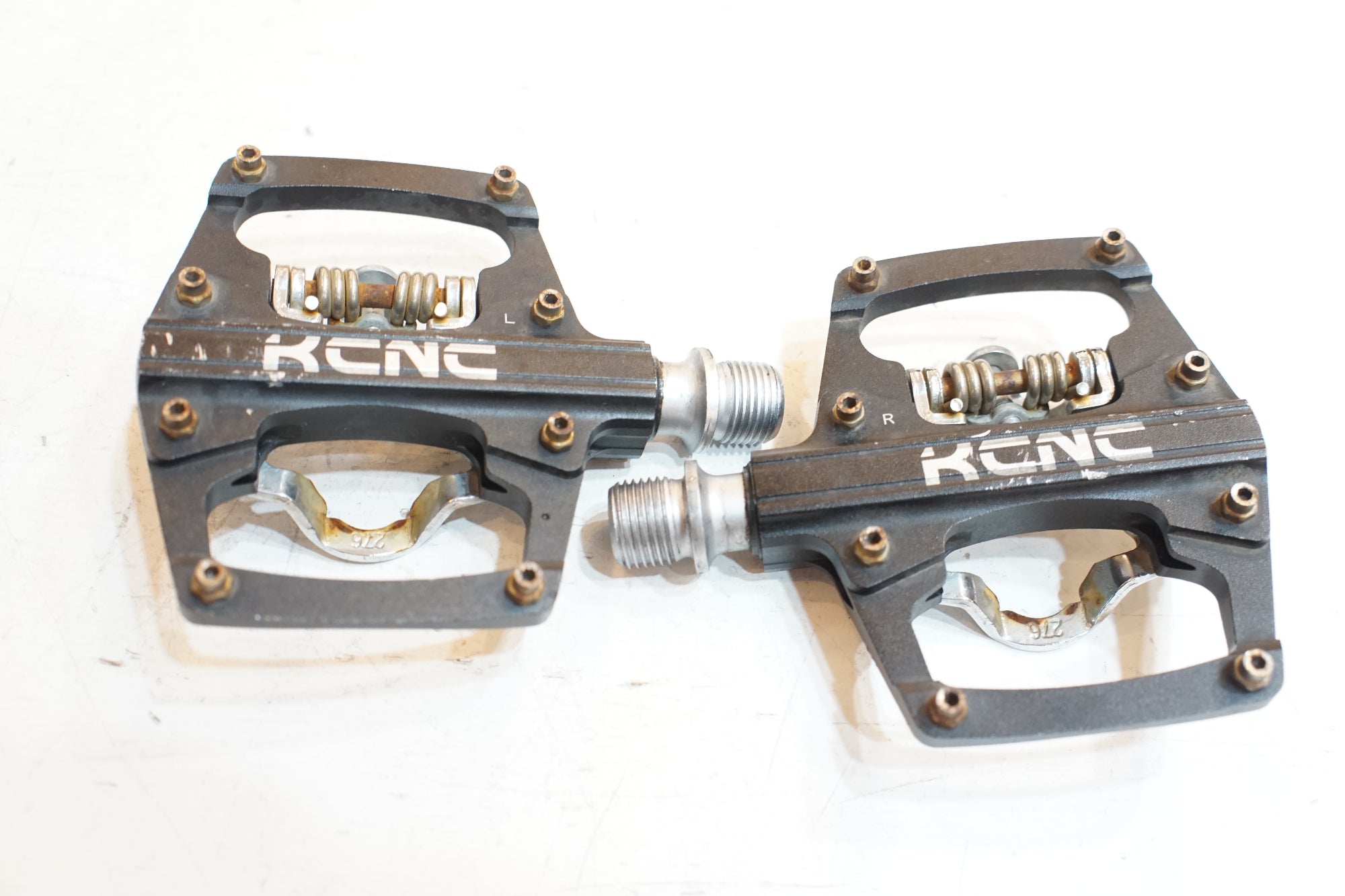 パイナップルページ KCNC 「ケーシーエヌシー」 CLIPLESS PLATFORM ペダル