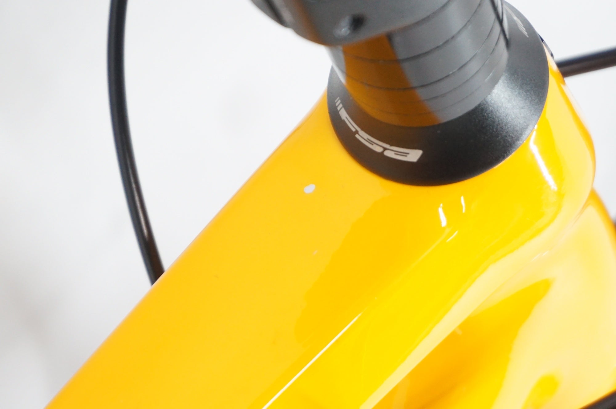 TREK 「トレック」 EMONDA ALR 4 DISC 2022年モデル ロードバイク / 阪急塚口店