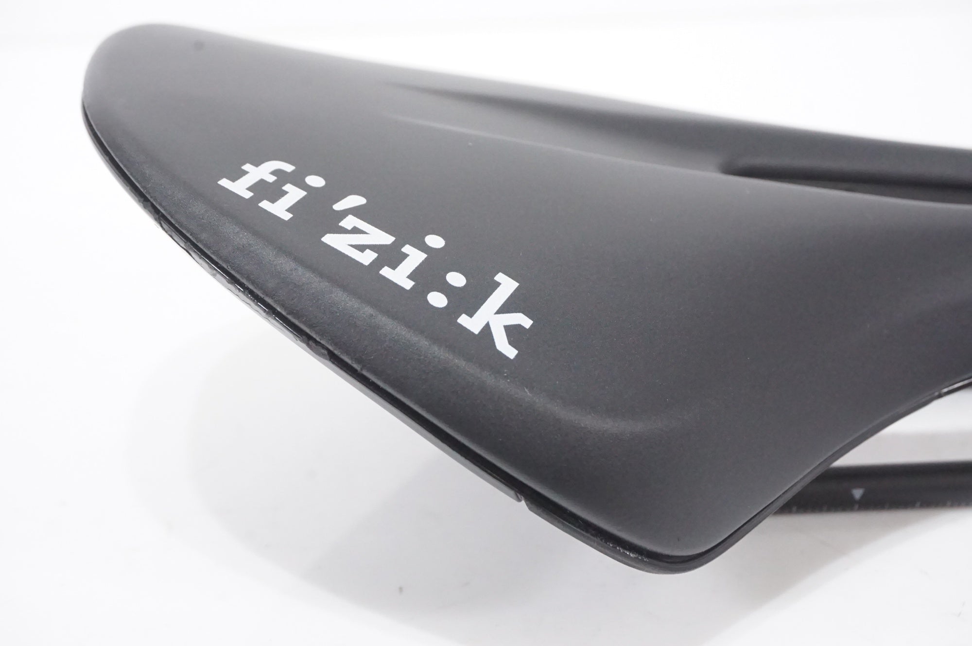 FIZIK 「フィジーク」 ANTARES VENTO サドル / AKIBA店