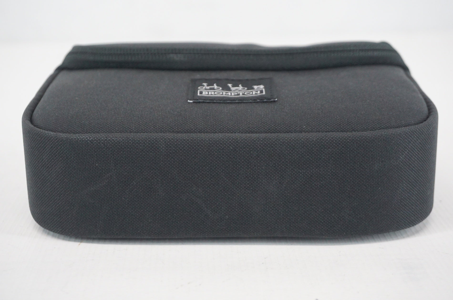 BROMPTON 「ブロンプトン」 ZIP POUCH 1L ハンドルバッグ / 阪急塚口店