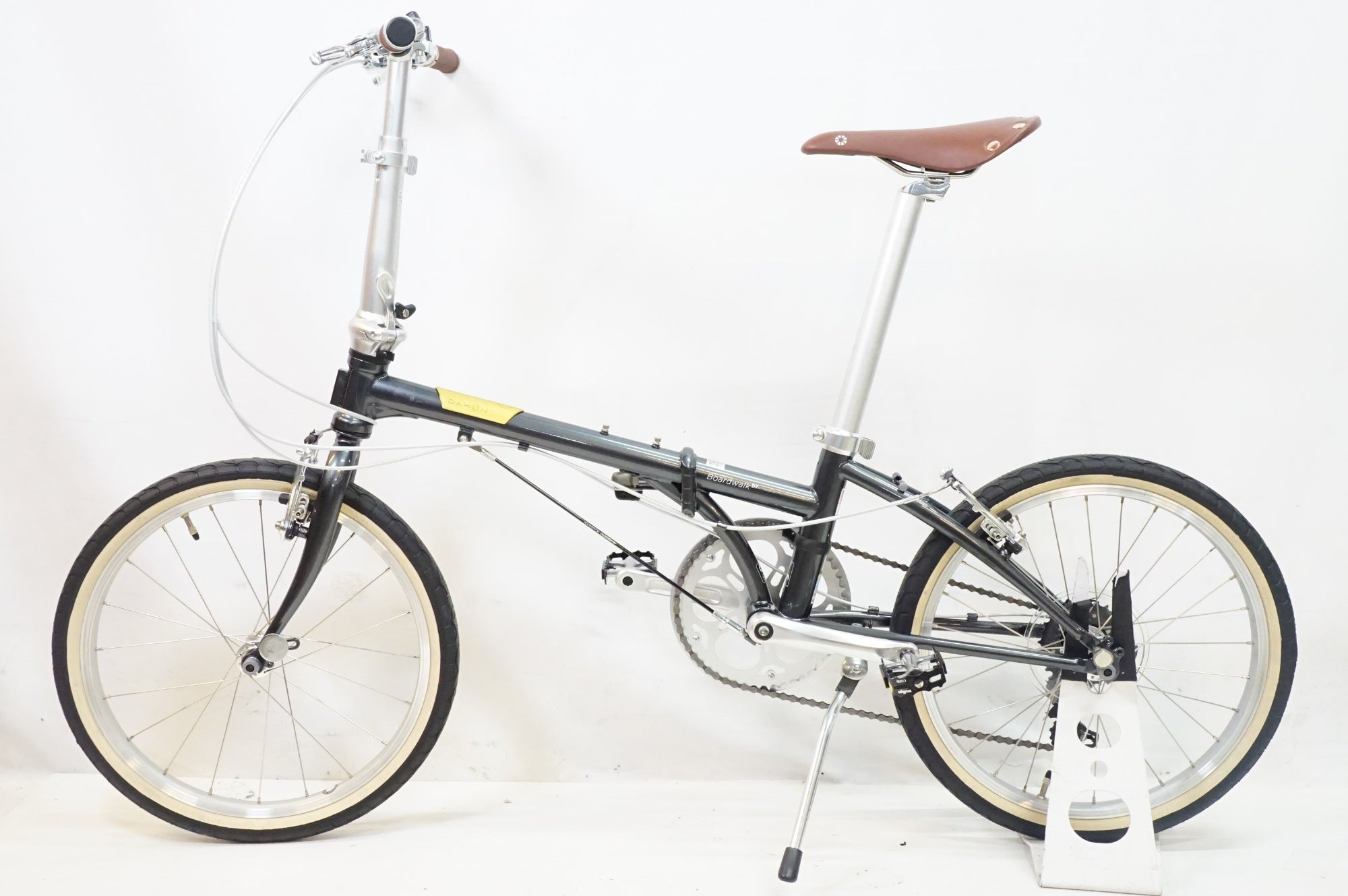 DAHON 「ダホン」 BOARDWALK D7 2025年モデル 20インチ 折り畳み