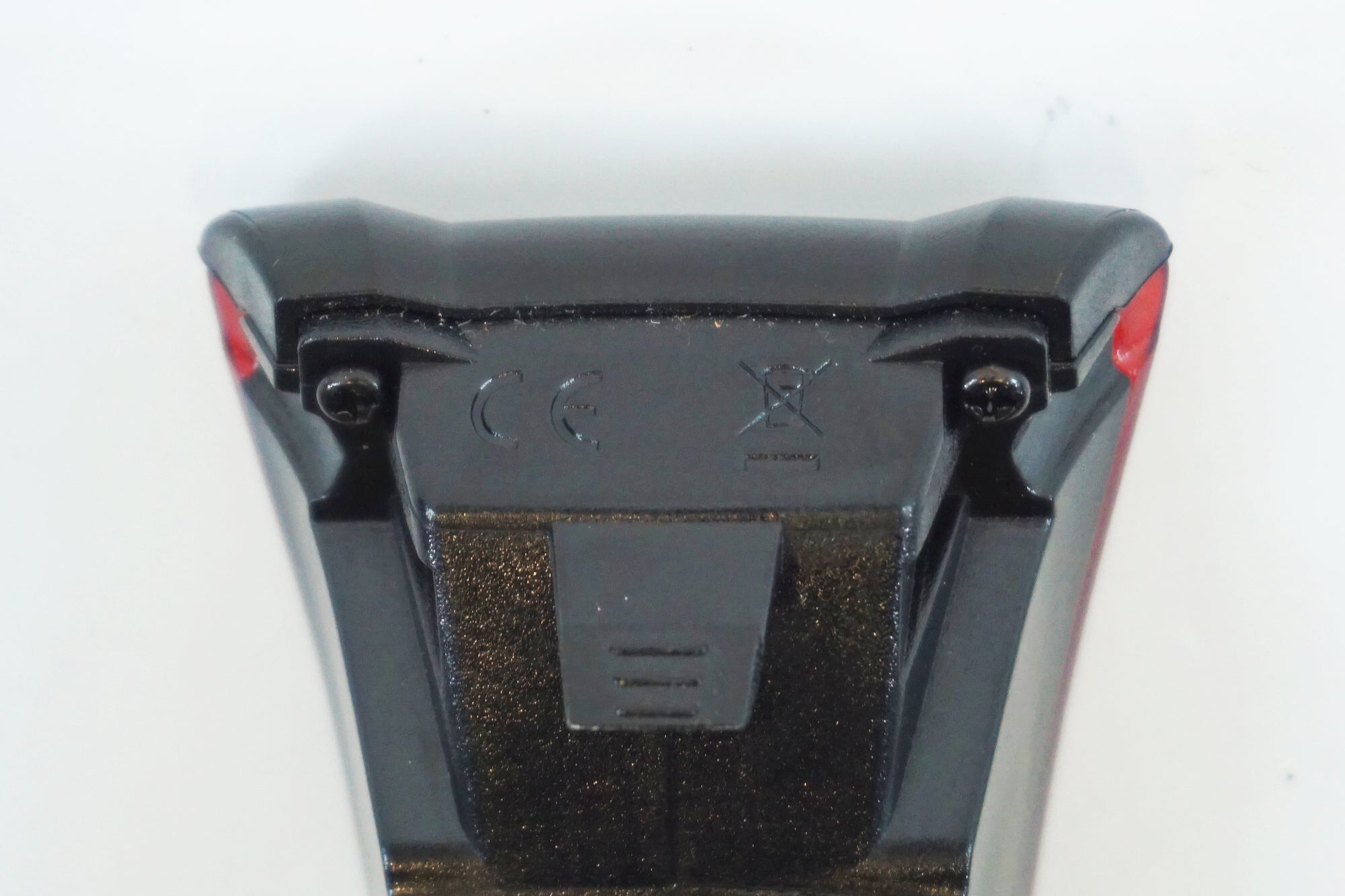 GIANT 「ジャイアント」 NUMEN＋UNICLIP TL リアライト / 有明ガーデン店