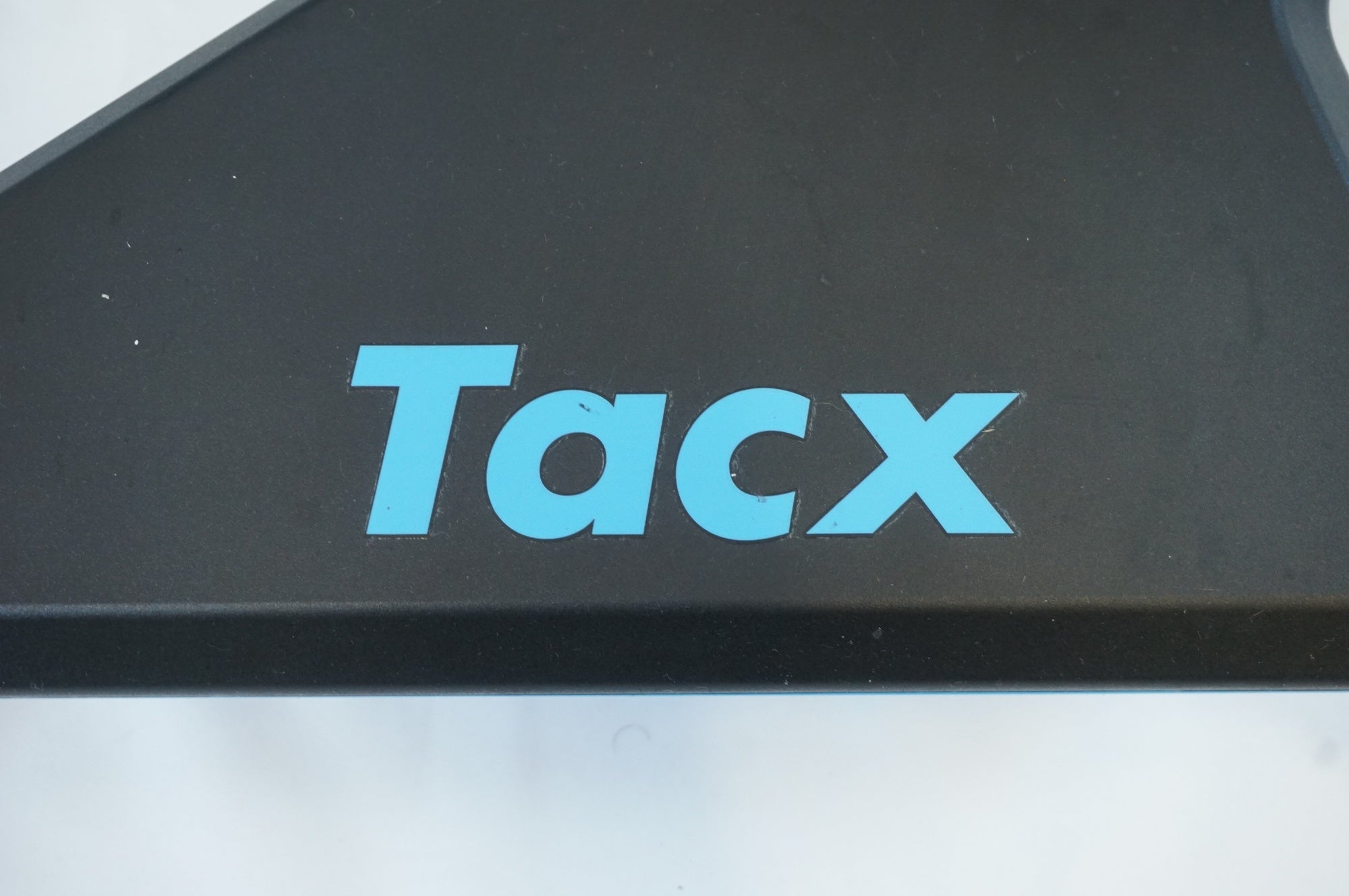 TACX 「タックス」 NEO 2T SMART スマートローラー / 有明ガーデン店