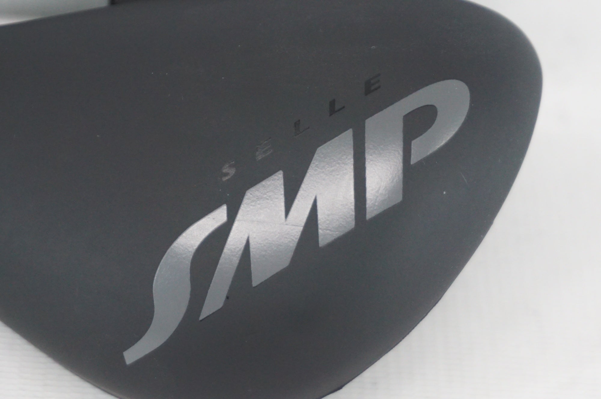 SELLE SMP 「セラエスエムピー」 LARGE サドル / 阪急塚口店