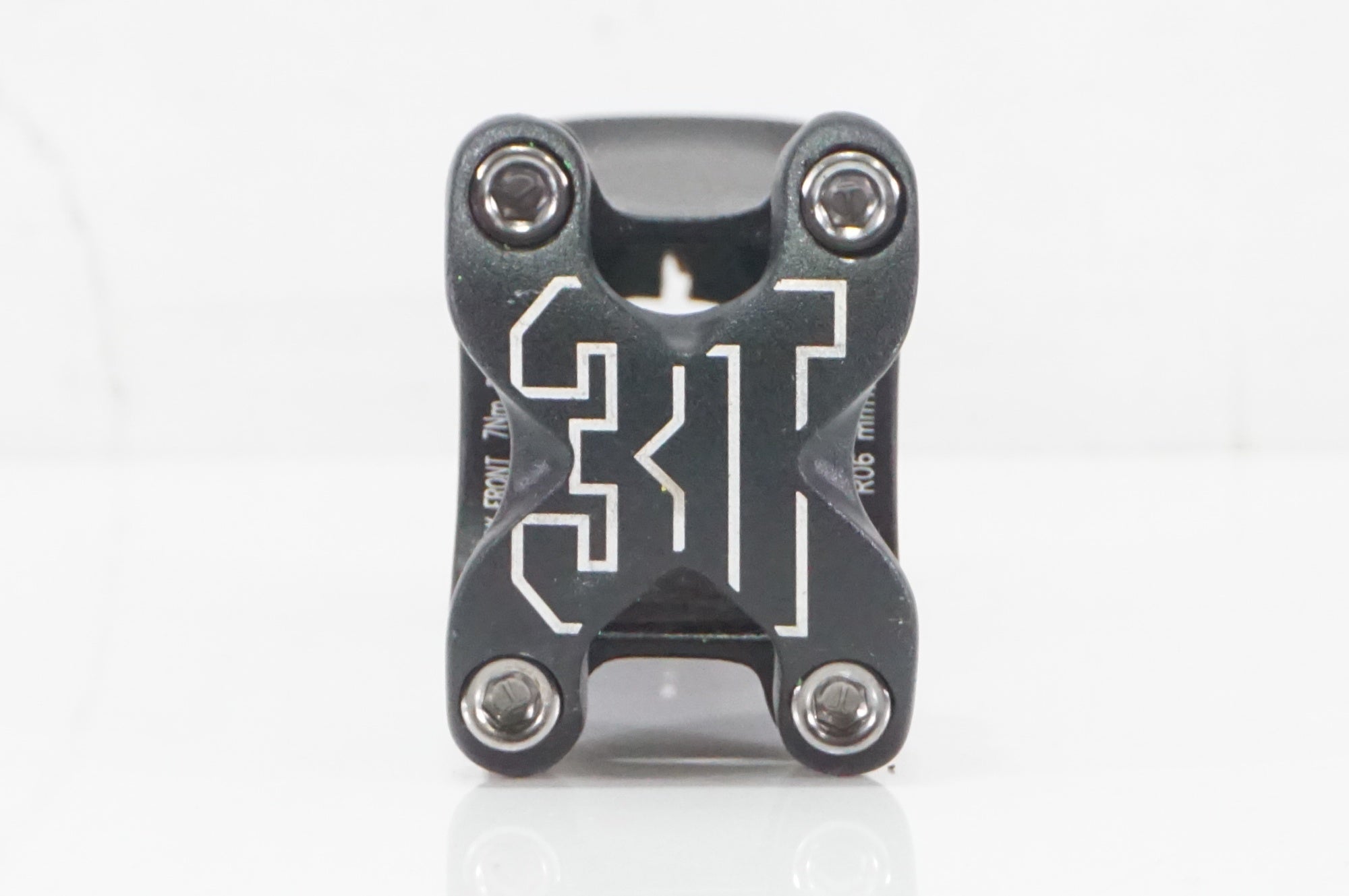 3T 「スリーティー」 4GXL φ31.8 120mm ステム / AKIBA店