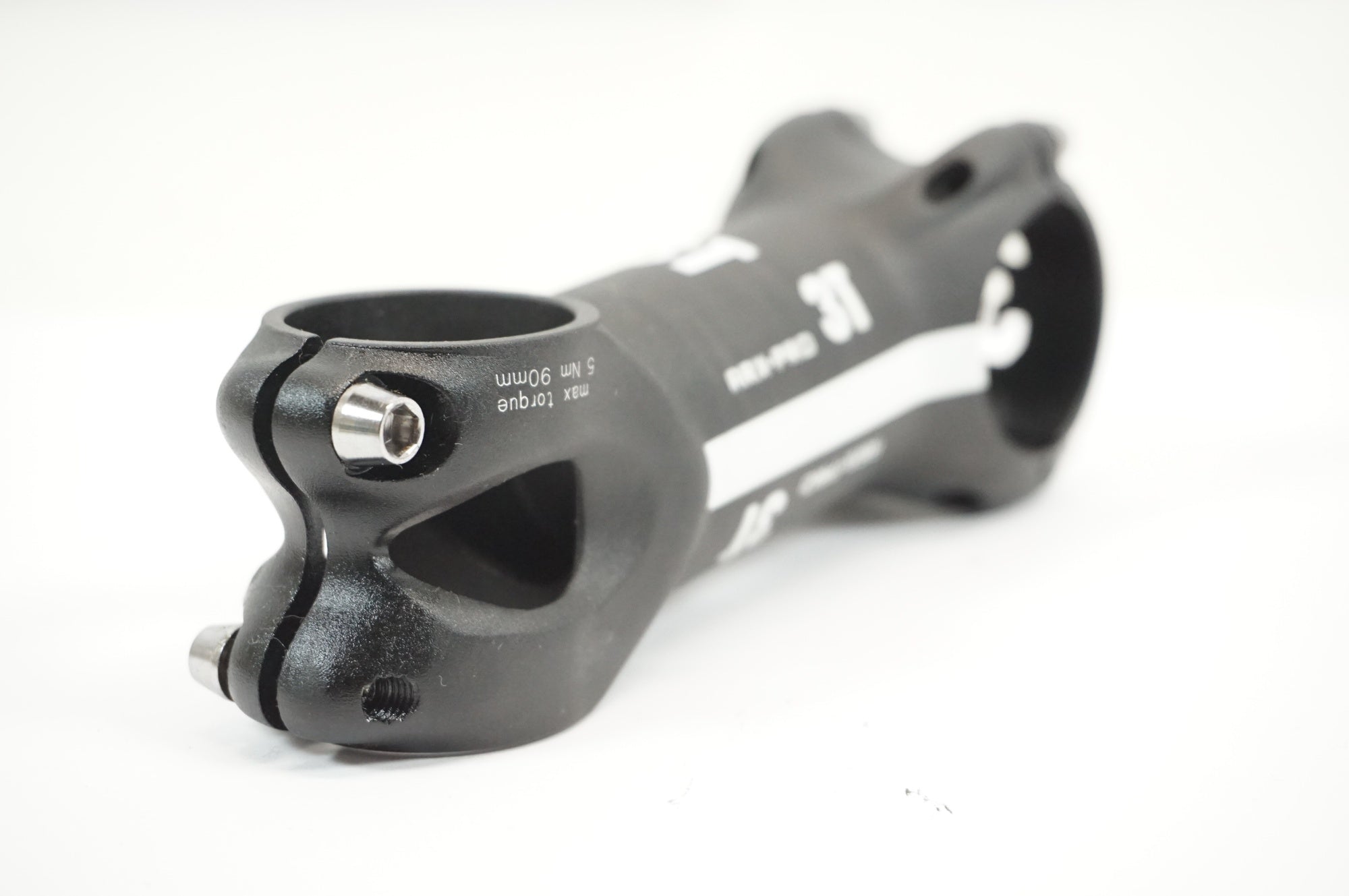 3T 「スリーティー」 ARX PRO φ31.8 90mm -6° ステム / 宇都宮店