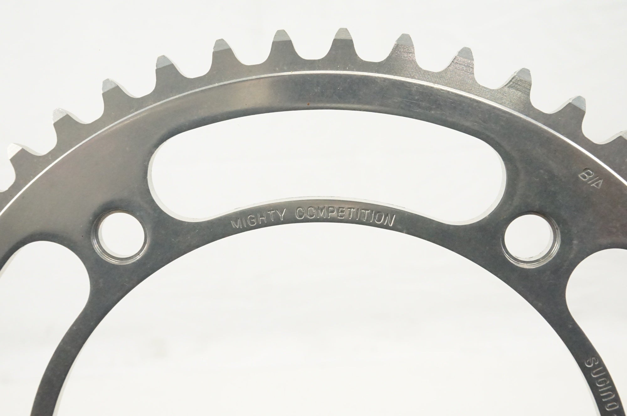 SUGINO 「スギノ」 MIGHTY COMPETITION PCD151 51T チェーン