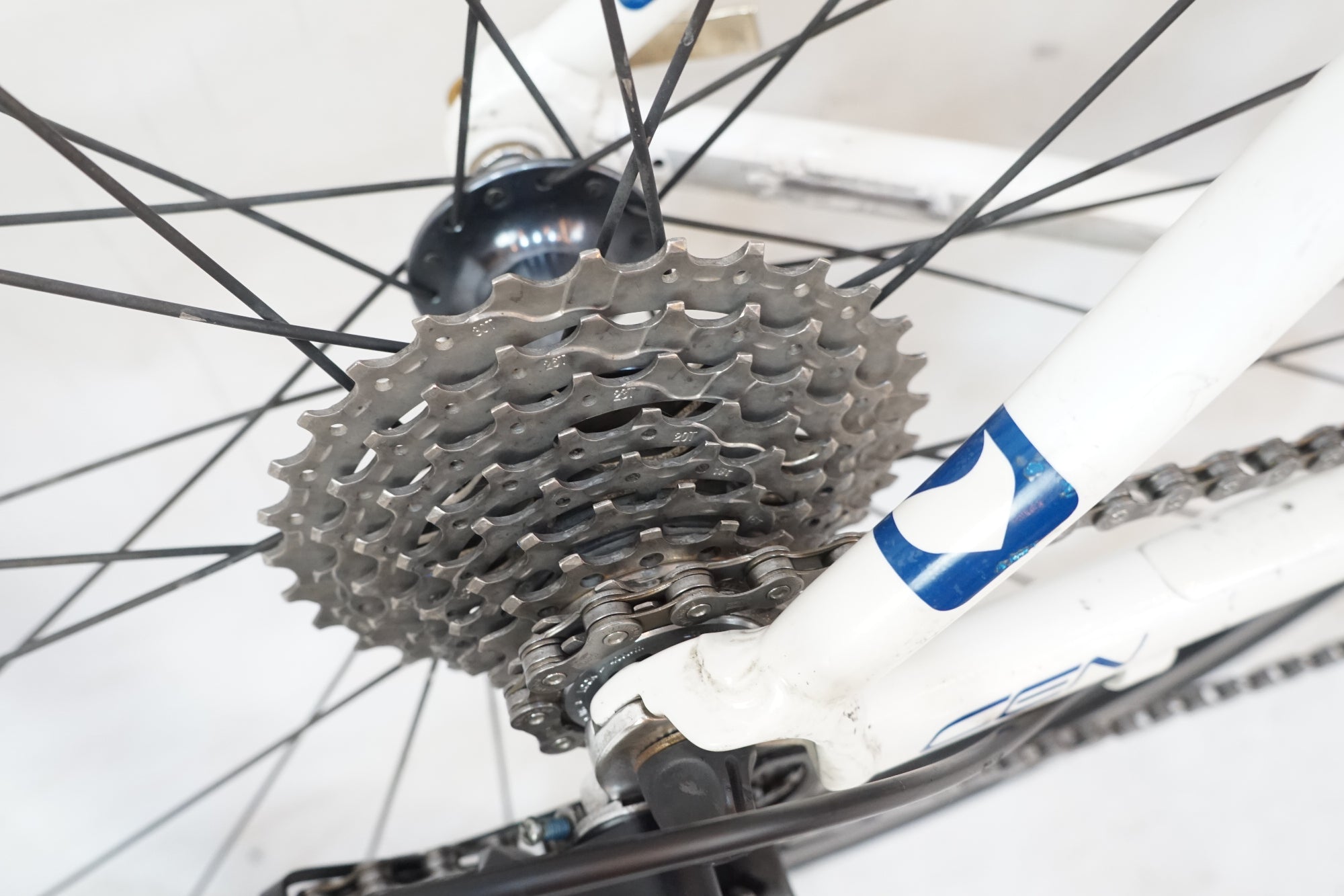 LOUIS GARNEAU 「ルイガノ」 LGS-CEN 2017年モデル ロードバイク / バイチャリ浦和ベース