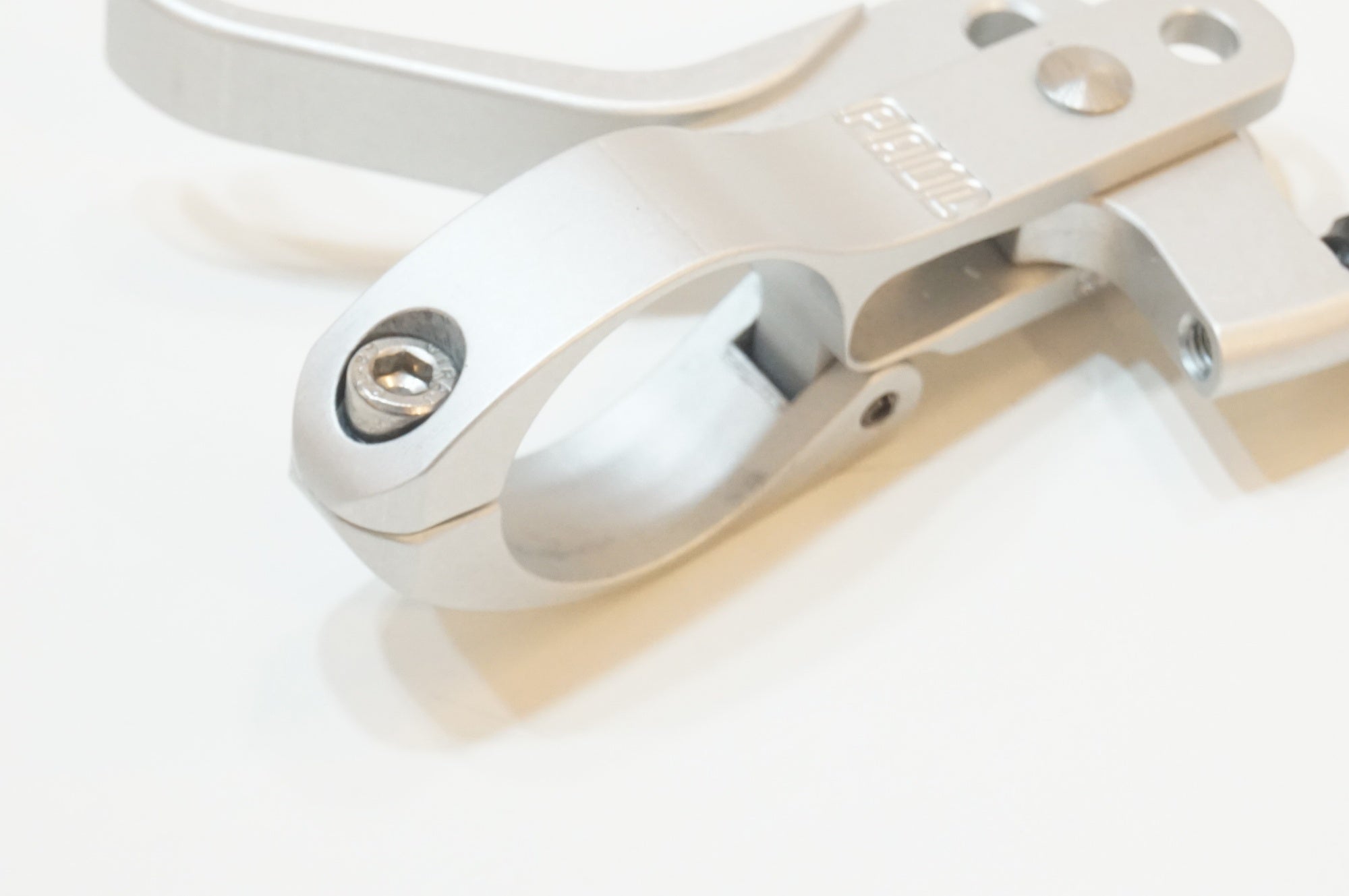 PAUL 「ポール」 CROSS LEVER φ31.8 ブレーキレバー / 浦和ベース
