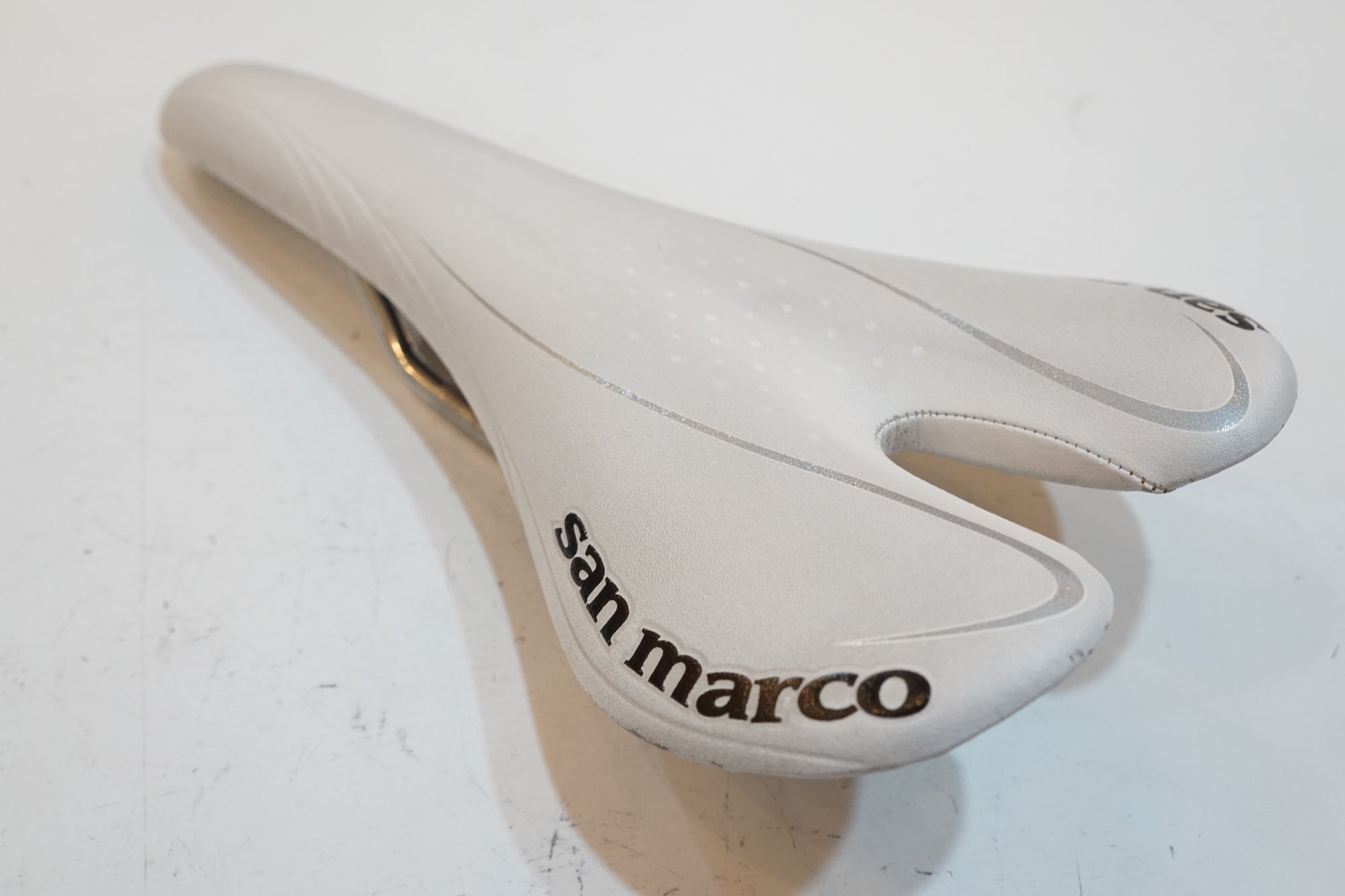 SELLE SAN MARCO 「セラ サン マルコ」 ASPIDE サドル / バイチャリ浦和ベース