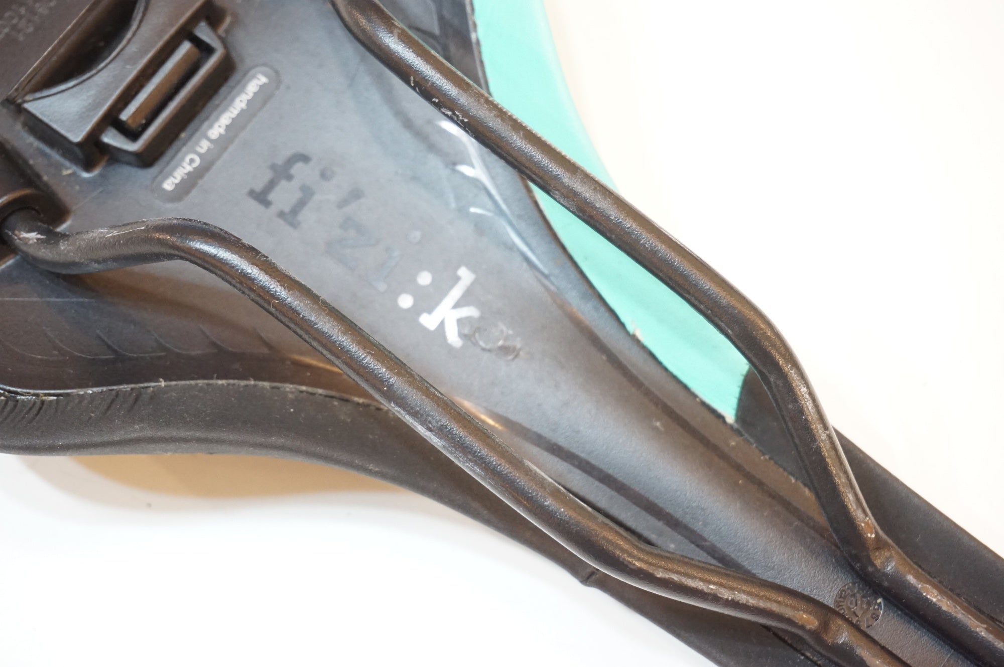 FIZIK 「フィジーク」 ANTARES R7 サドル / 浦和ベース
