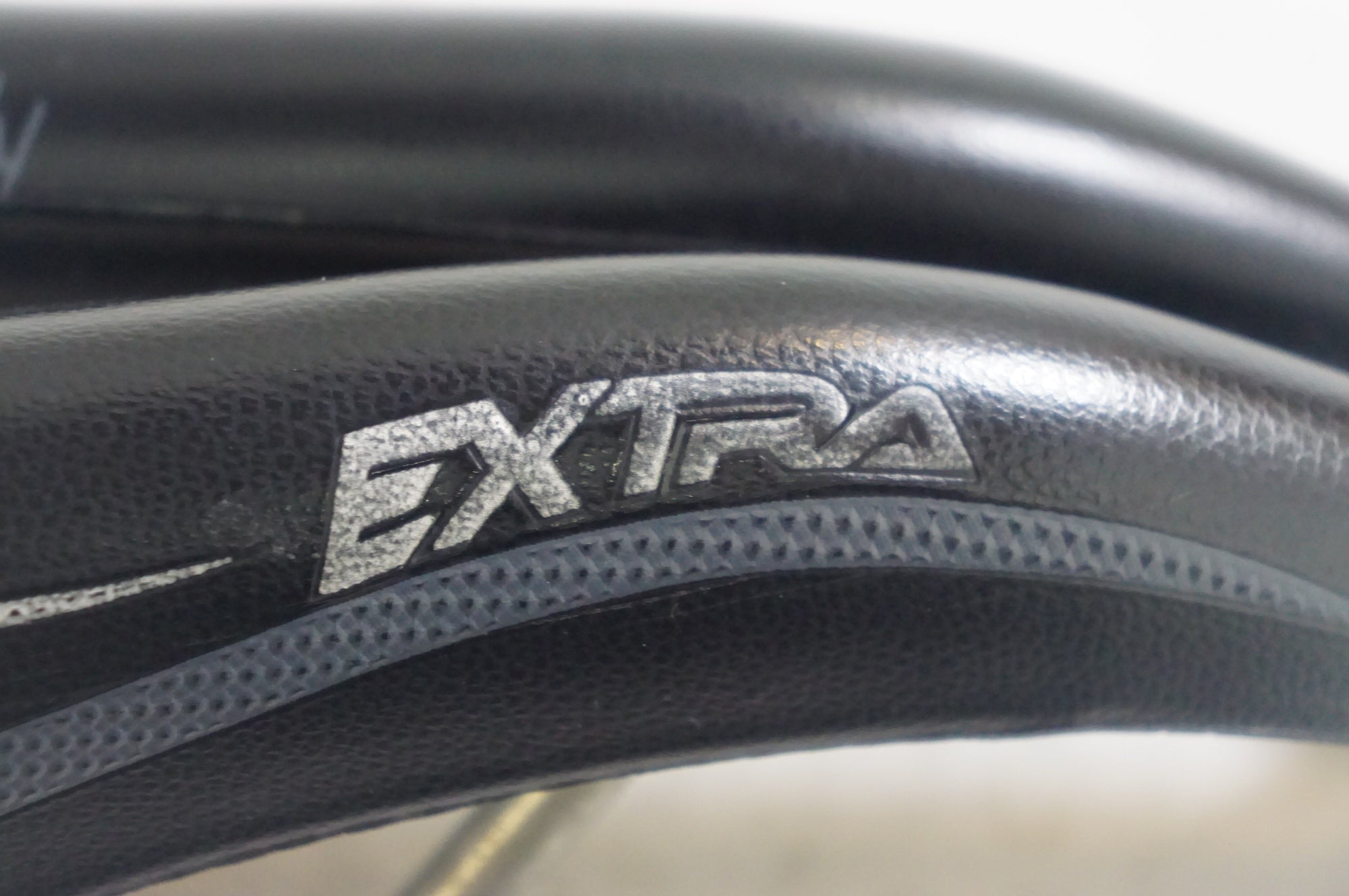 SELLE SMP 「セラ エスエムピー」EXTRA サドル / 熊谷本店