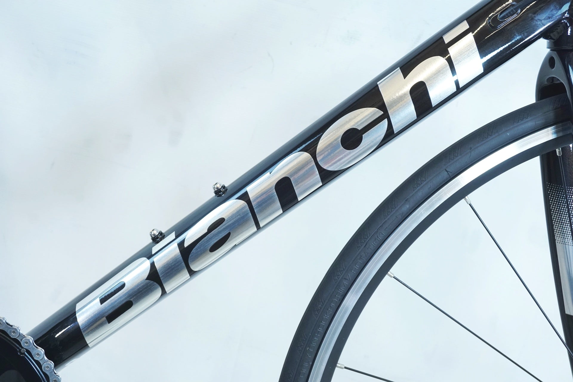 BIANCHI 「ビアンキ」 VIA NIRONE7 2024年モデル ロードバイク / 有明ガーデン店