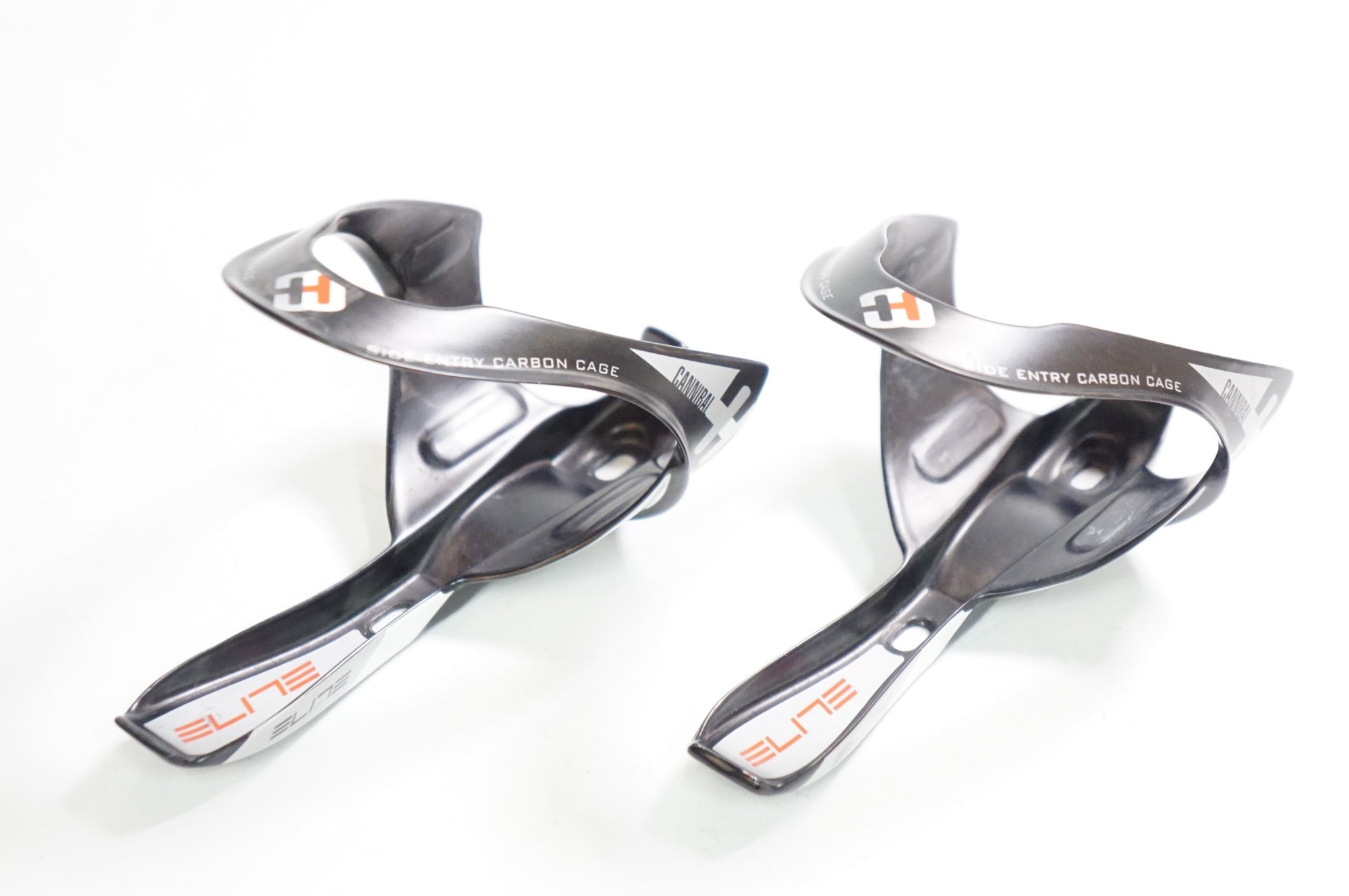 ELITE 「エリート」 CANNIBAL CARBON ボトルケージセット / 熊谷本店