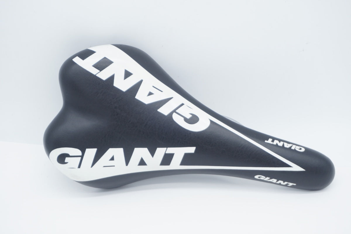 GIANT 「ジャイアント」 サドル / 滋賀大津店