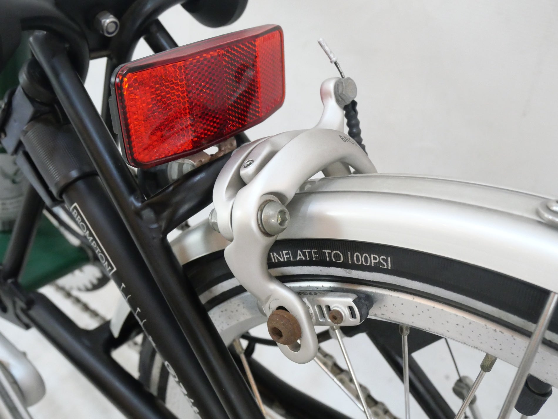 ブロンプトン M3L 2013年モデル イギリス製 BROMPTON 「ブロンプトン」 M3L 2013年モデル 16インチ 折り畳み