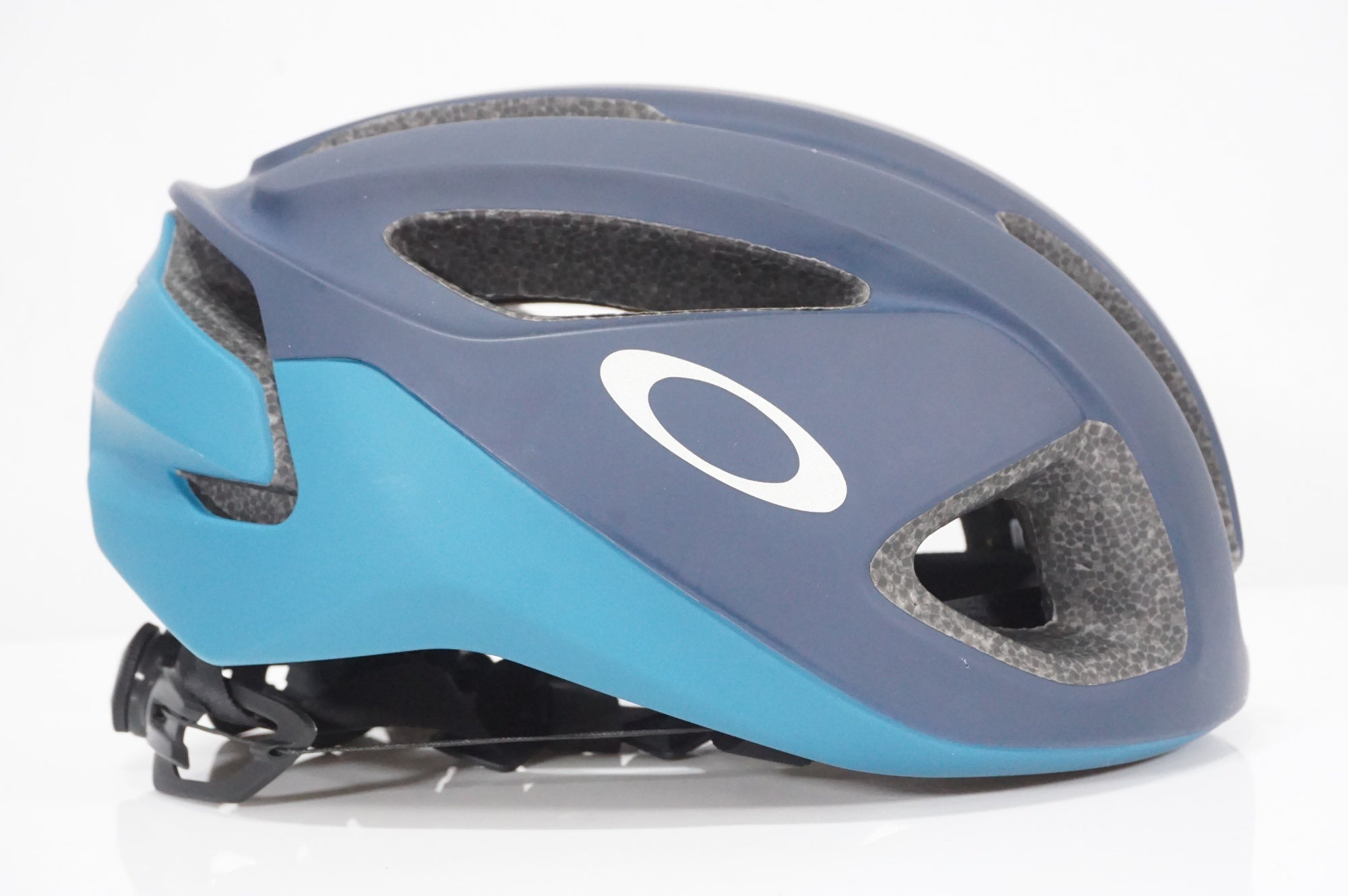 OAKLEY 「オークリー」 ARO3 MIPS Mサイズ ヘルメット / AKIBA店