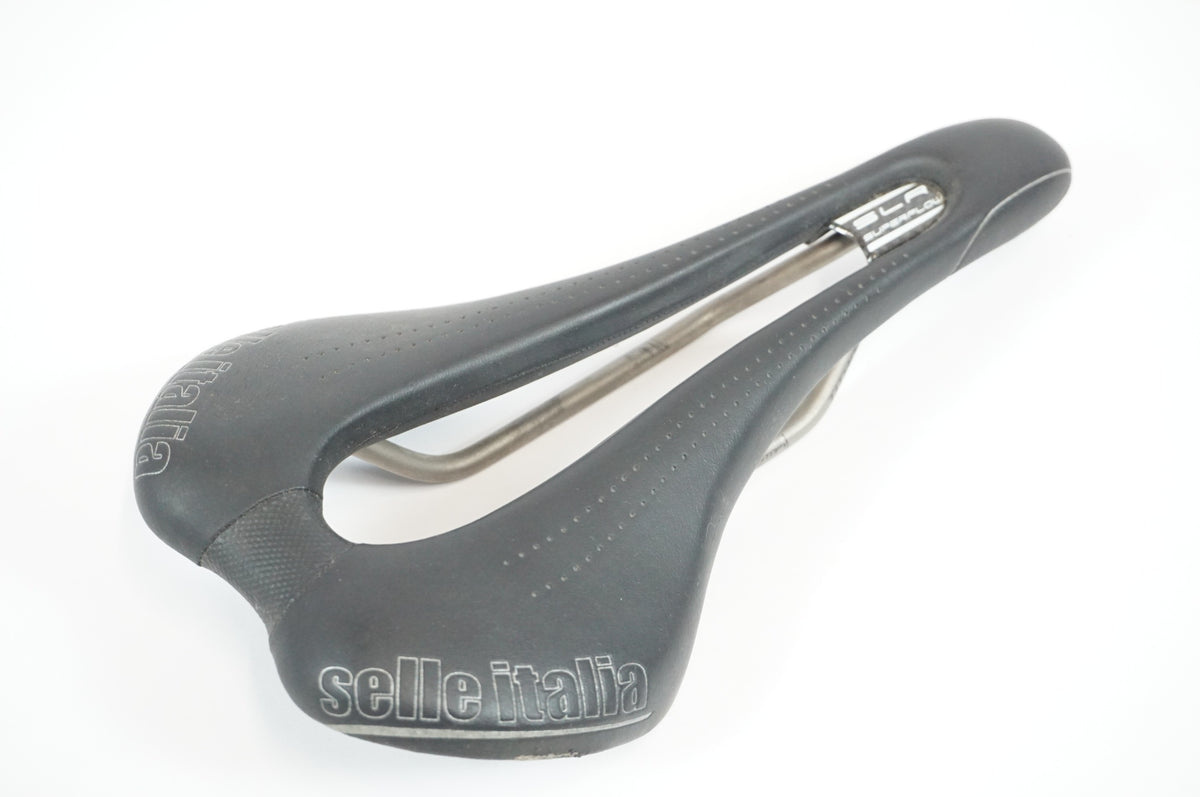 SELLE ITALIA 「セライタリア」 SLR SUPERFLOW サドル / 宇都宮店