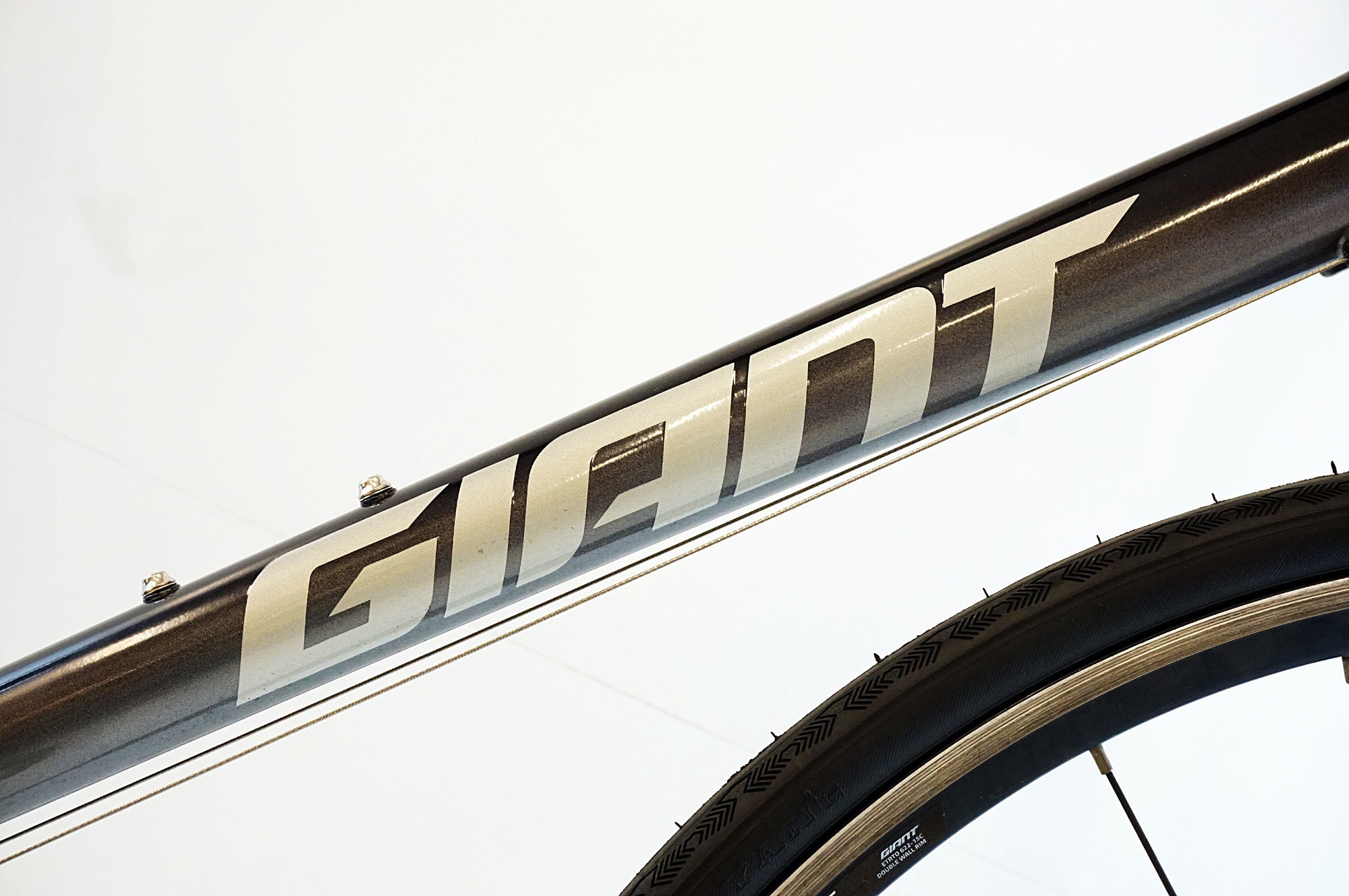 GIANT 「ジャイアント」 ESCAPE R3 2020年モデル クロスバイク / 浜松店