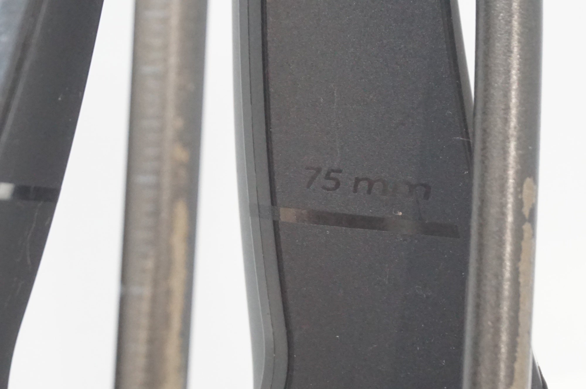 FIZIK 「フィジーク」 TEMPO ARGO R3 サドル / 福岡店