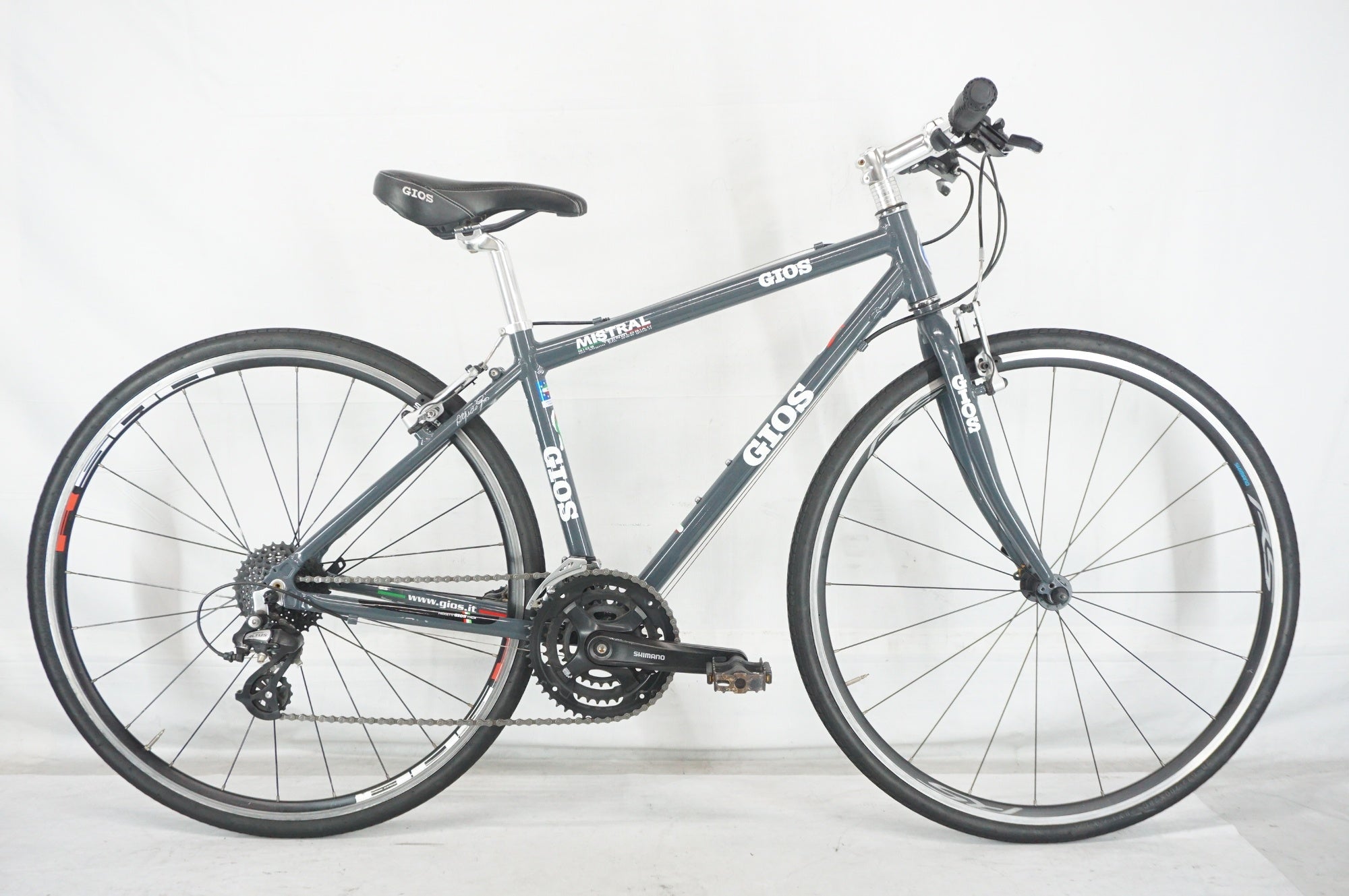 GIOS 「ジオス」 MISTRAL 2019年モデル クロスバイク / 阪急塚口店