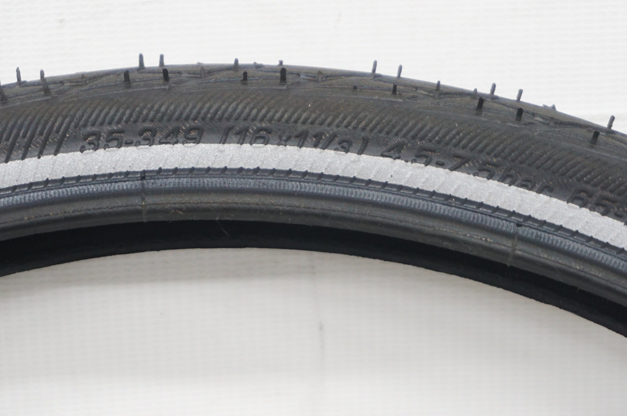 SCHWALBE 「シュワルベ」 MARATHON RACER 16インチ 35-349 タイヤセット / 阪急塚口店