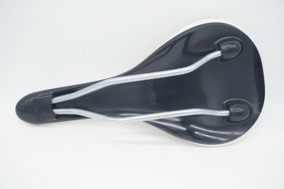 FABRIC 「ファブリック」 SCOOP FLAT ELITE サドル / 滋賀大津店