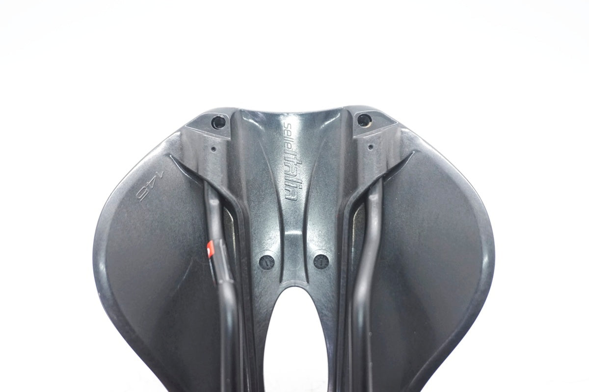 SELLE ITALIA 「セライタリア」 BOOST NOVUS SUPERFLOEW サドル / 大阪門真店