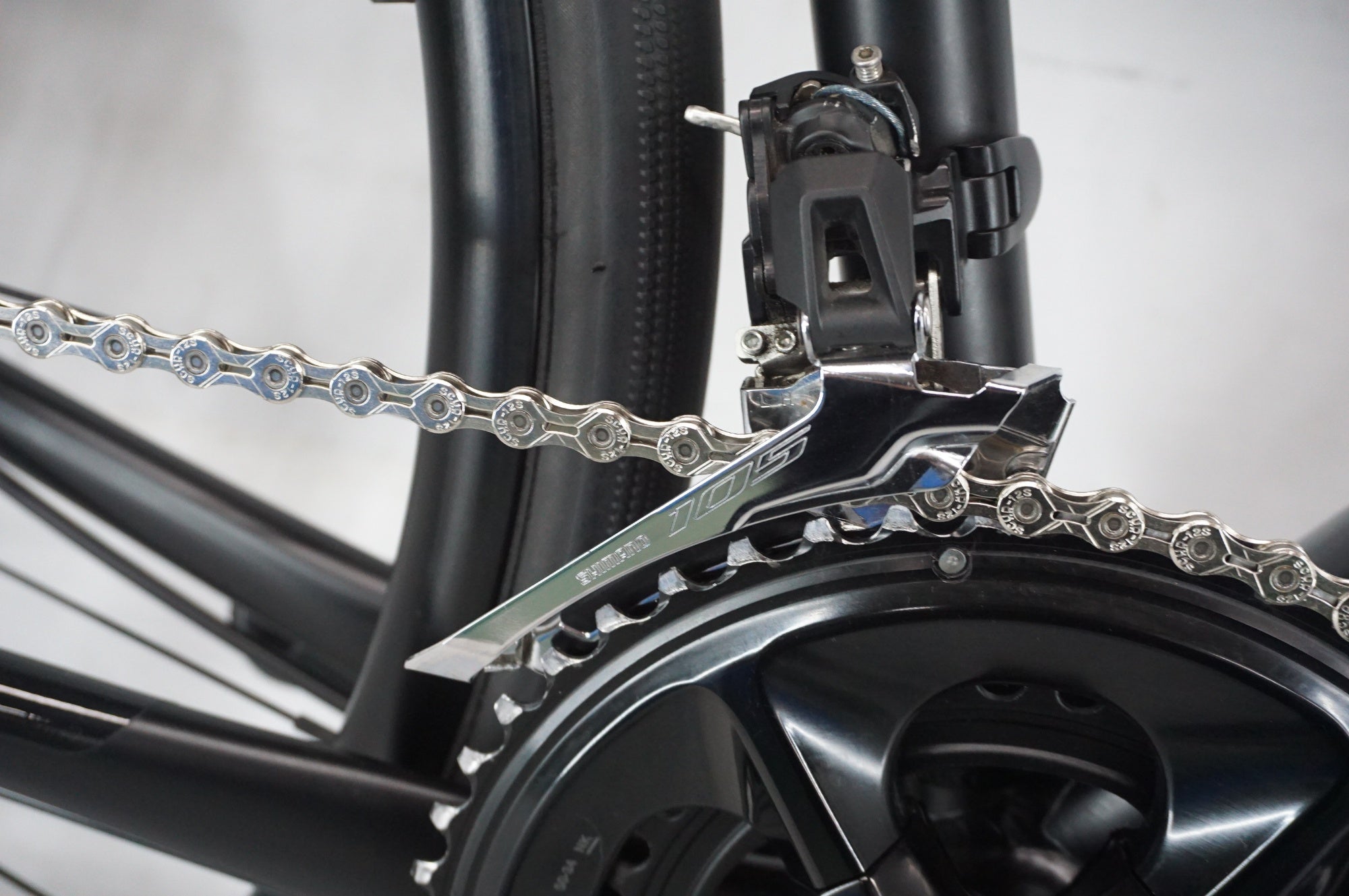 TREK 「トレック」 DOMANE AL5 GEN4 2024-2026年モデル ロードバイク