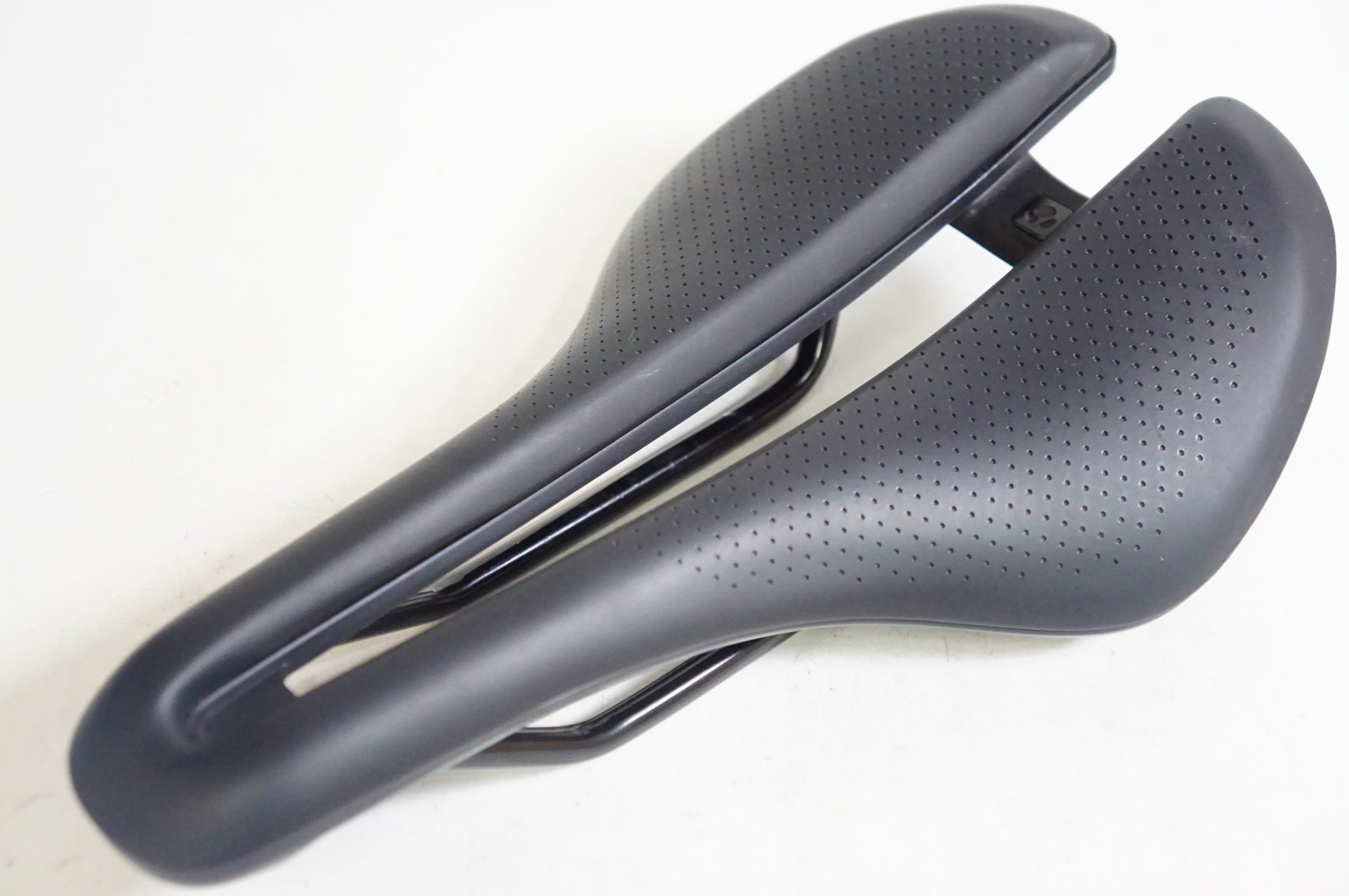 BONTRAGER 「ボントレガー」 AEOLUS ELITE サドル / 熊谷本店