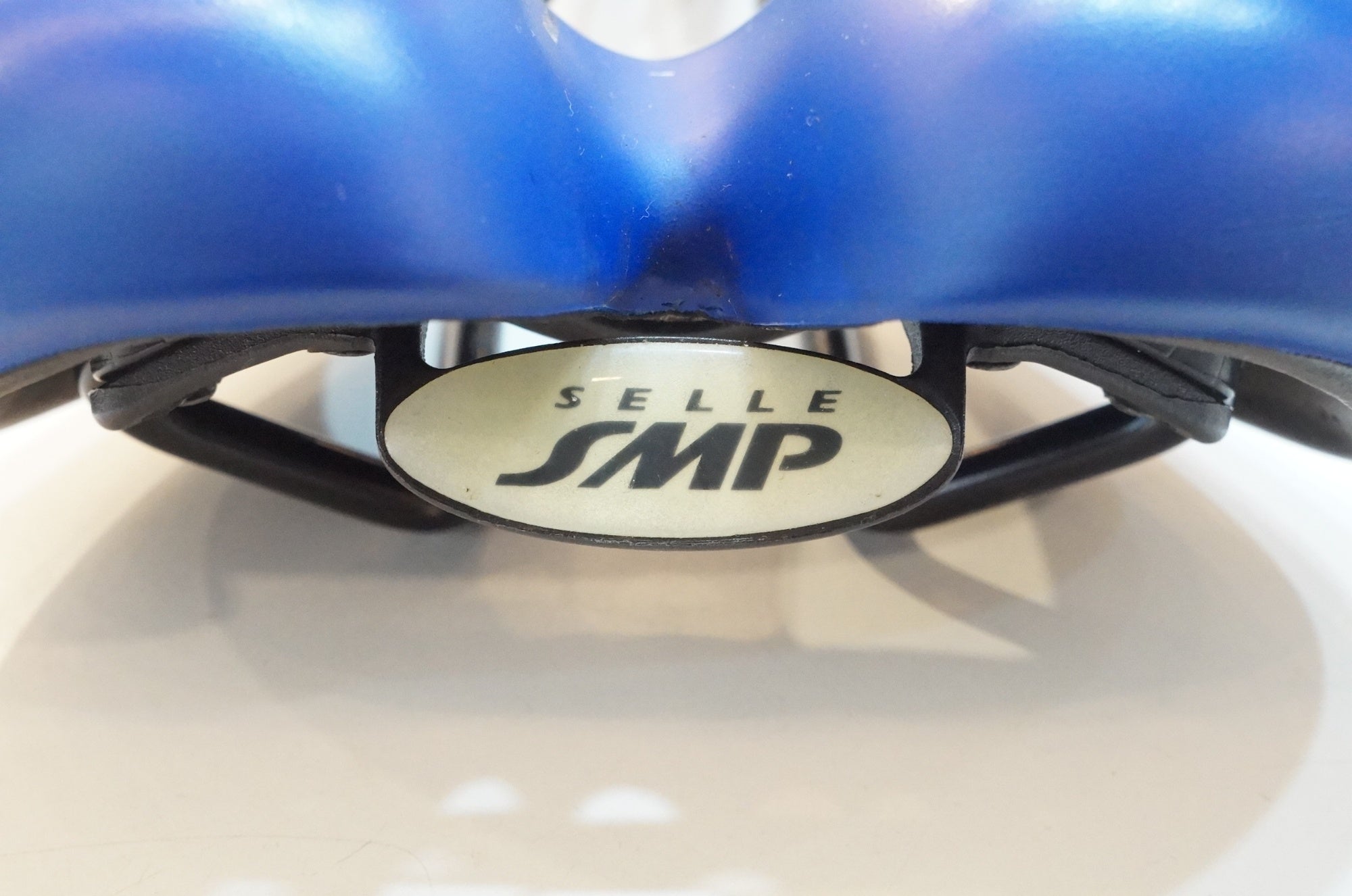 SELLE SMP 「セラエスエムピー」 TRK サドル / 浦和ベース