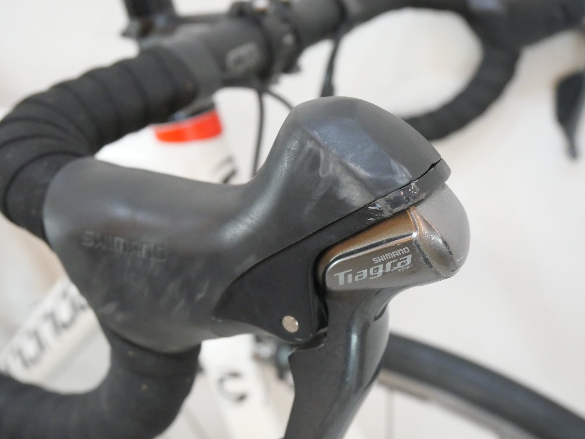 キャノンデール　CAAD　Optimo tiagra 2018年　空気入れ付属 CANNONDALE 「キャノンデール」 CAAD OPTIMO TIAGRA 2018年