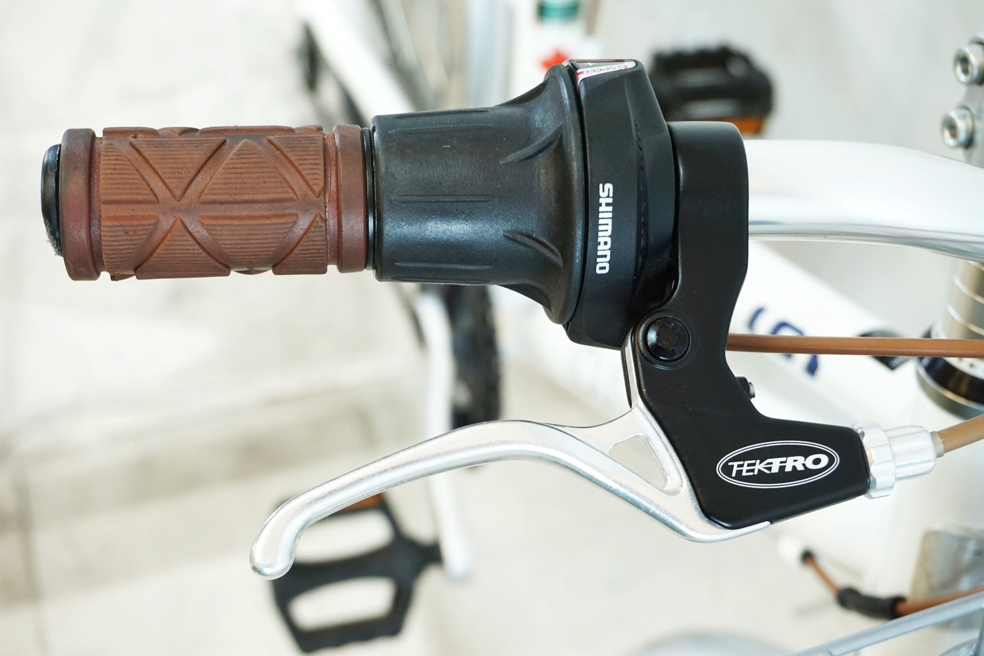 LOUIS GARNEAU 「ルイガノ」 J20 PLUS 2024年モデル キッズバイク / 有明ガーデン店
