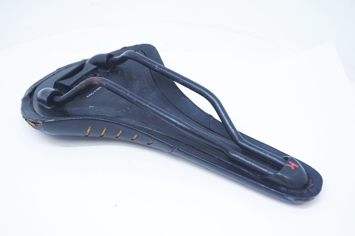 ジャンク FIZIK 「フィジーク」 ANTARES サドル / 大阪美原北インター店