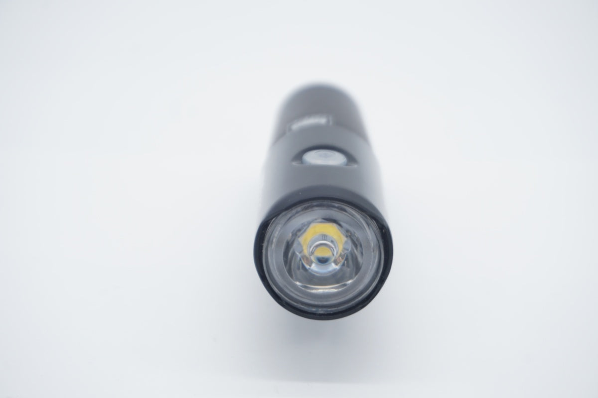 CATEYE 「キャットアイ」 VOLT800 フロントライト / 京都八幡店