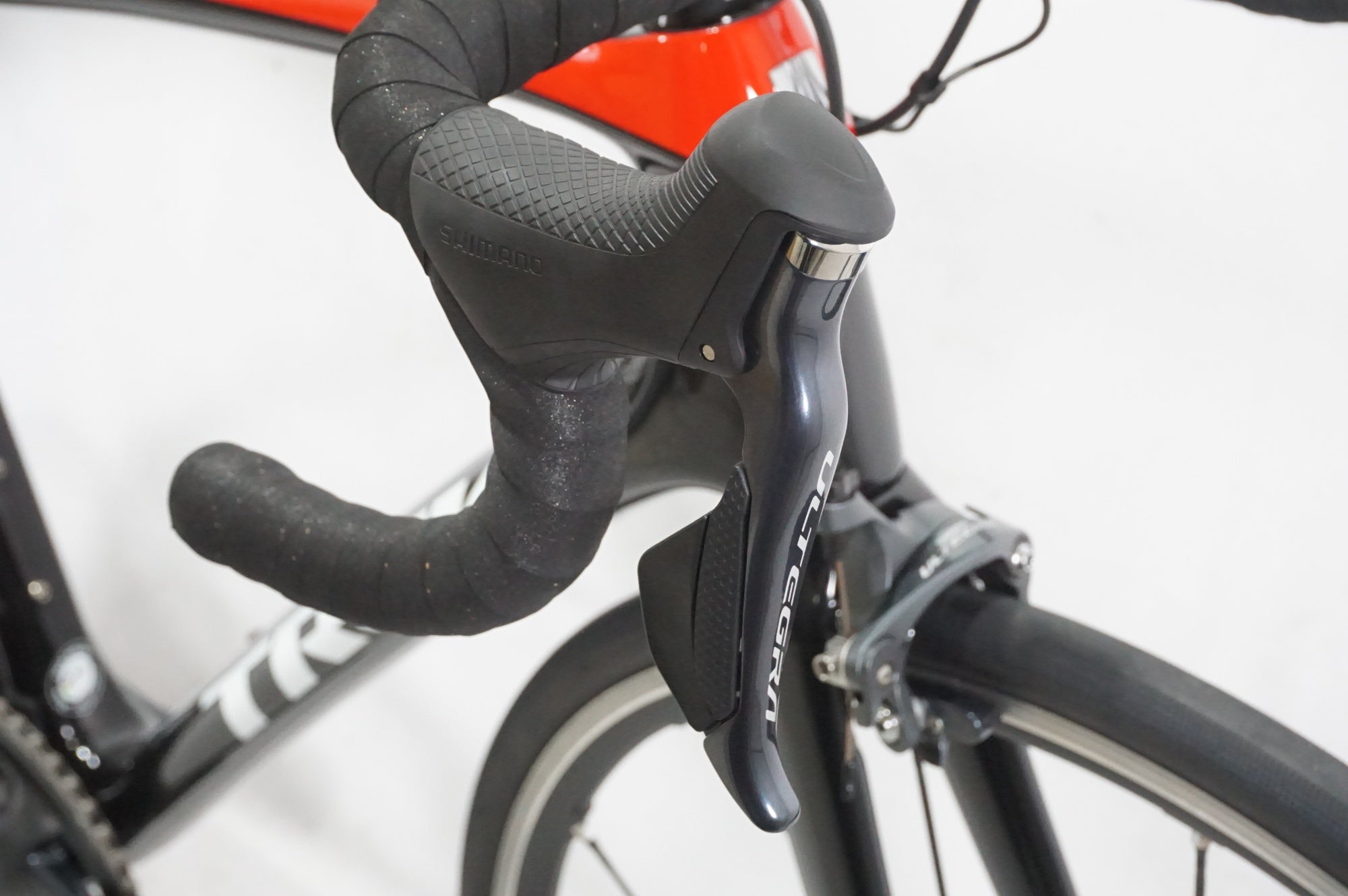 TREK 「トレック」 EMONDA SLR H2 2018年モデル ロードバイク / AKIBA店