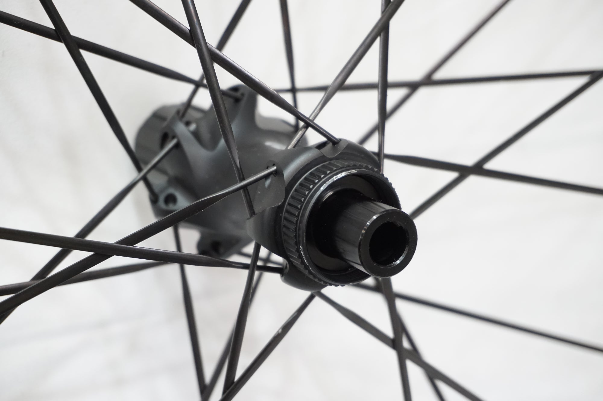 DT SWISS 「ディーティースイス」 P1800 SPLINE 23 DISC シマノ11速