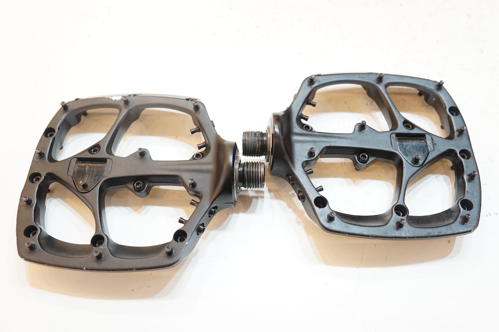 SPECIALIZED 「スペシャライズド」 BOOMSLANG PLATFORM PEDALS ペダル / バイチャリ浦和ベース