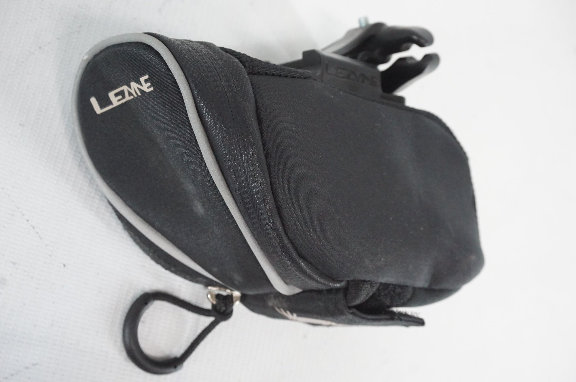 LEZYNE 「レザイン」 サドルバッグ / 阪急塚口店