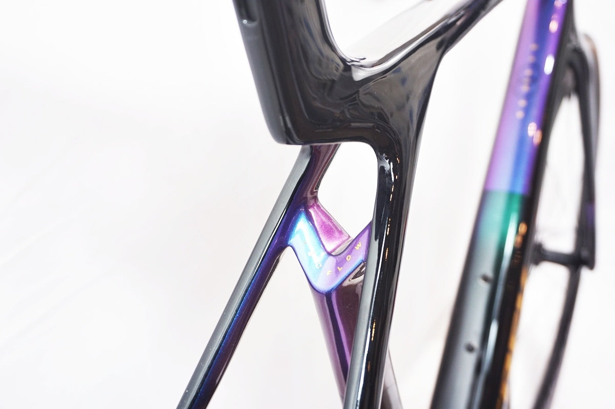 TREK 「トレック」 MADONE SL 7 GEN 8 2025年モデル ロードバイク / 世田谷店