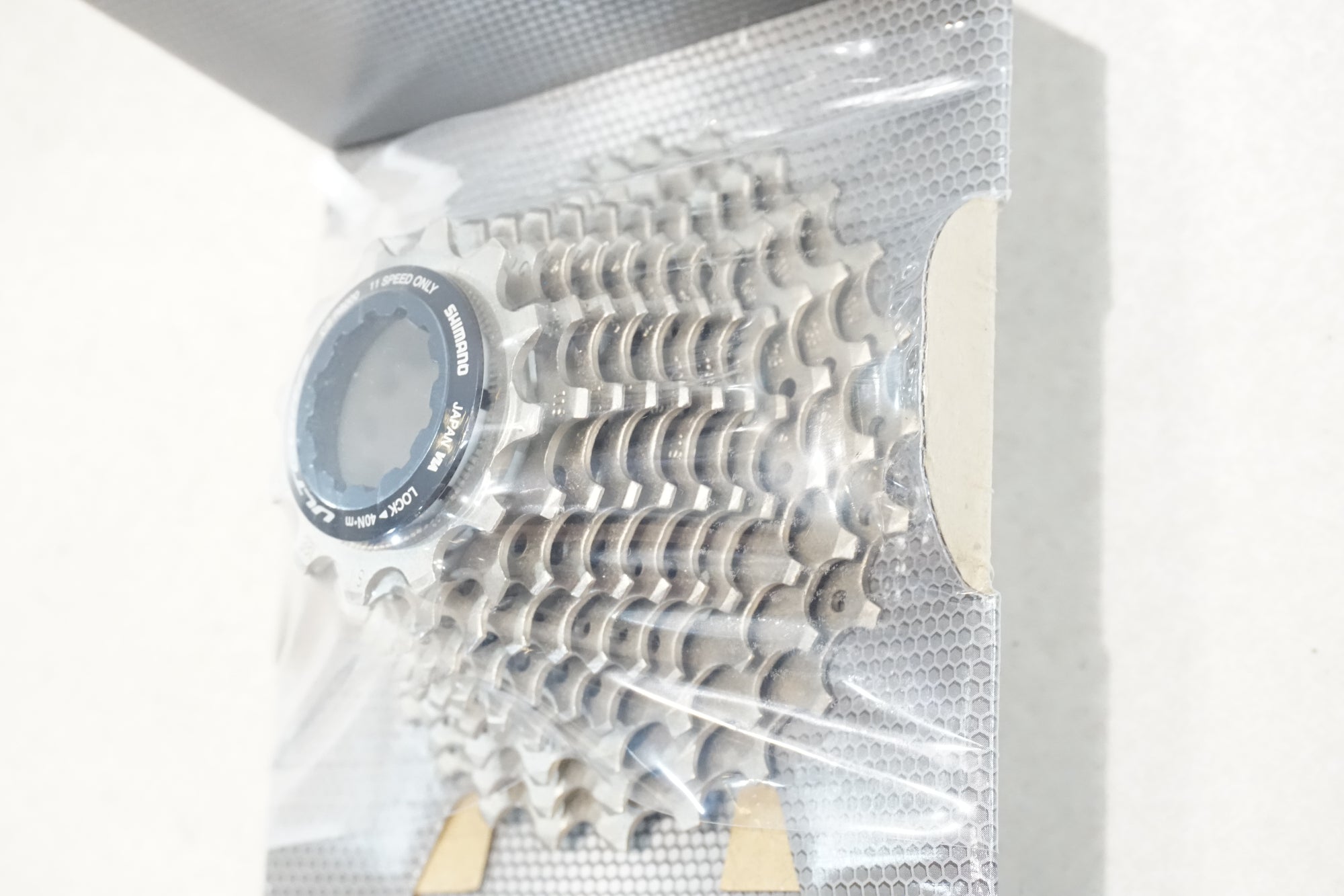 SHIMANO 「シマノ」 ULTEGRA CS-R8000 12-25T スプロケット / 横浜戸塚