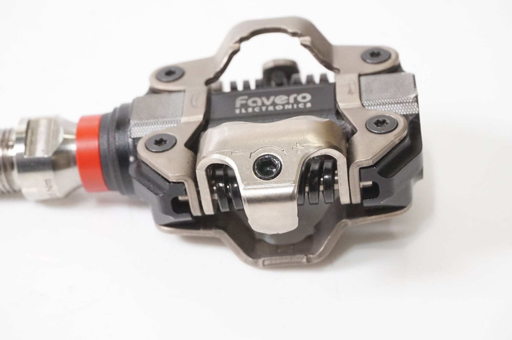 FAVERO 「ファベロ」 ASSIOMA PRO MX-2 ペダル / AKIBA店